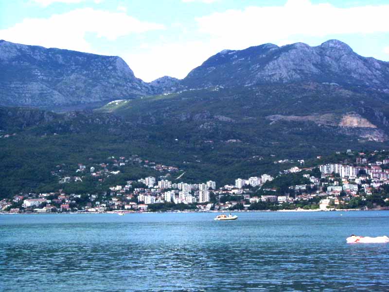 Igalo - a view from Njivice
Photo by: Aleksandar Bogicevic