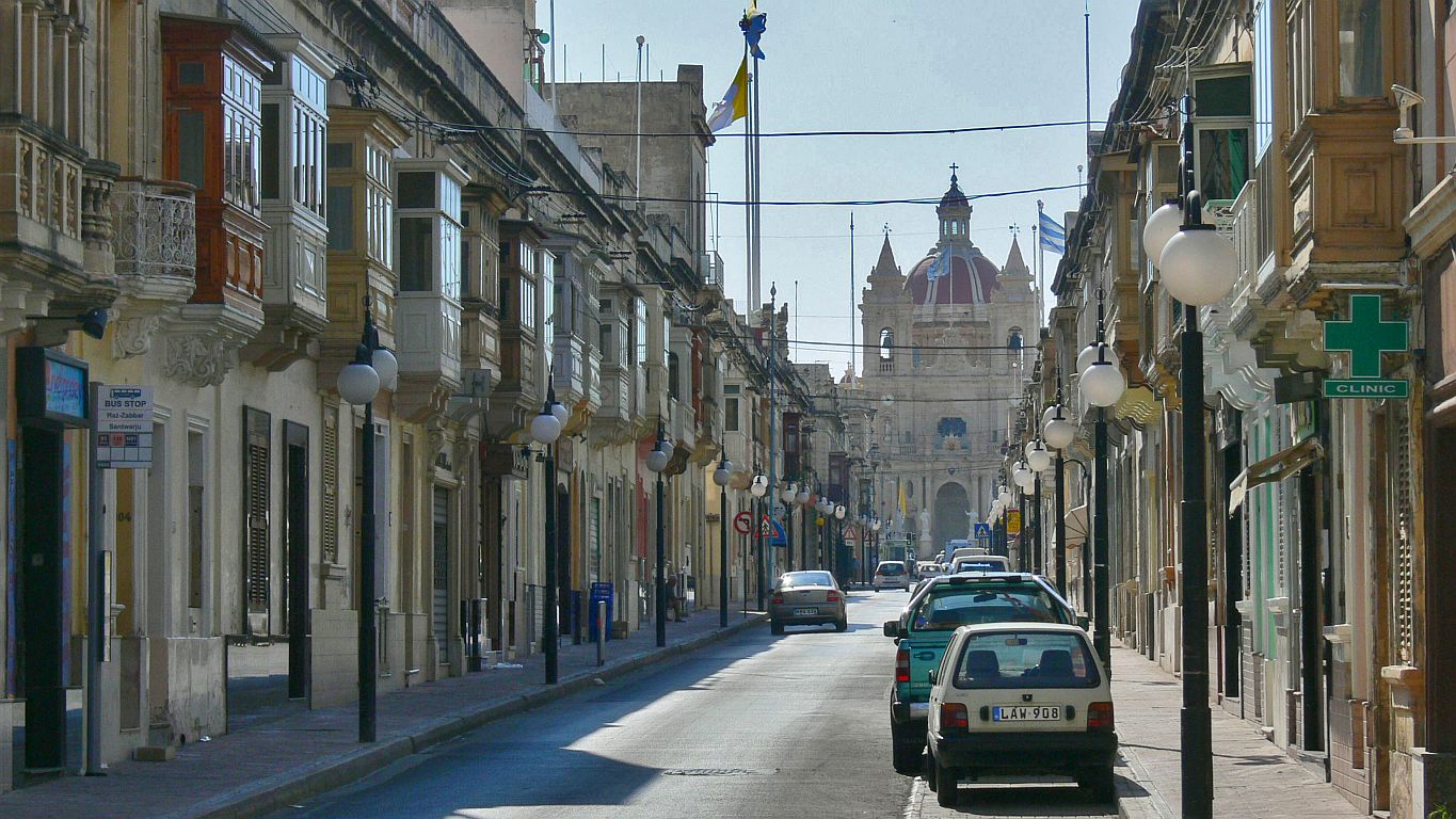 Triq is-Santwarju (Sanctuary Street), Ħaż-Żabbar, Malta