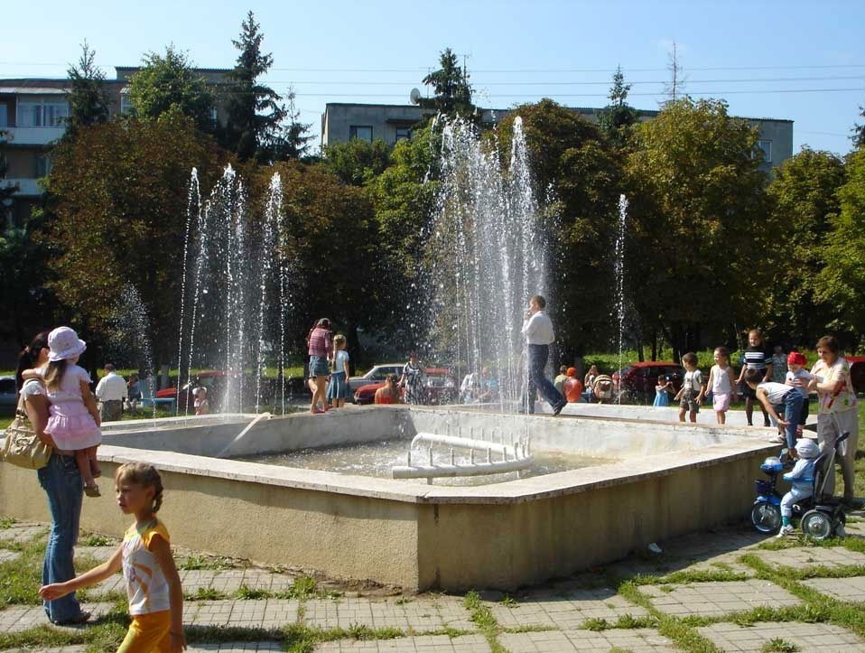 Havuzul (fontanul) din orasul Briceni