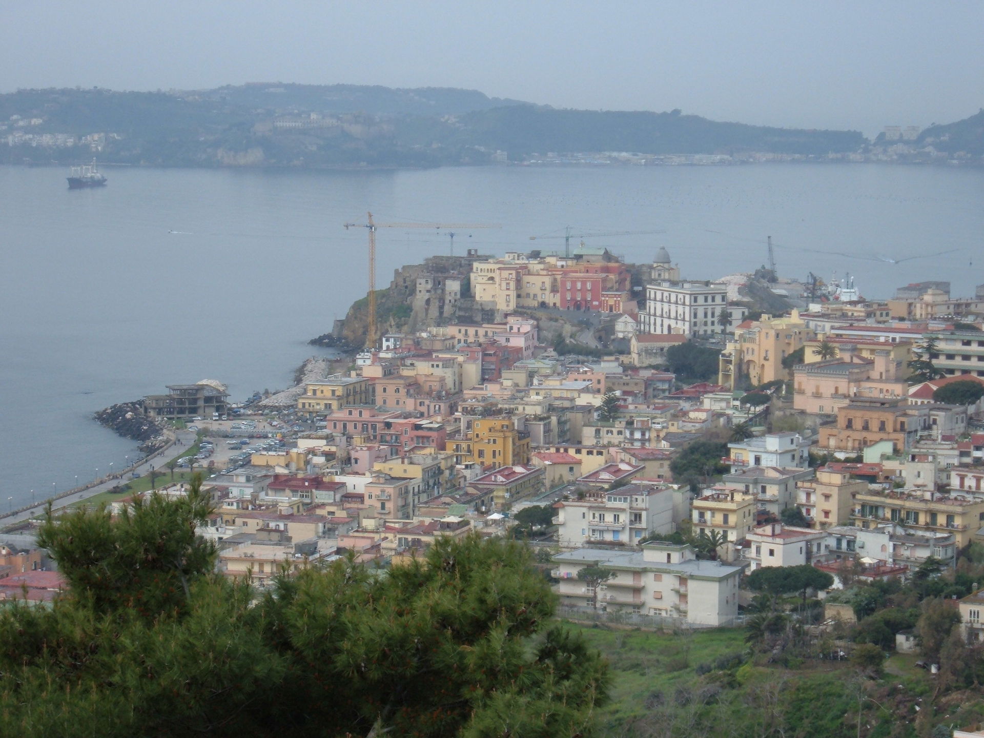 Pozzuoli, overview