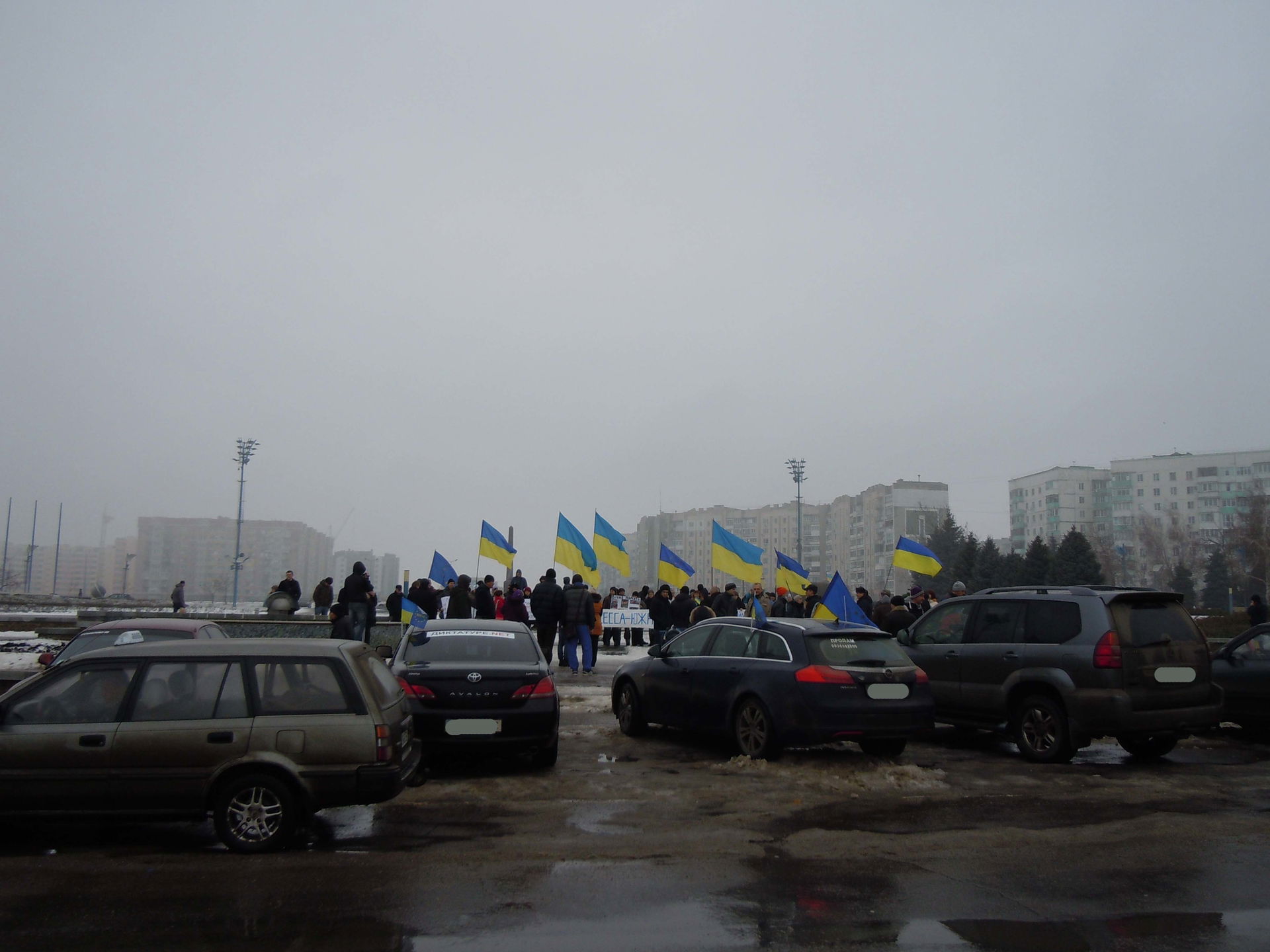 Odessa AutoMaidan join Euromaidan in Yuzhne, Odessa Oblast