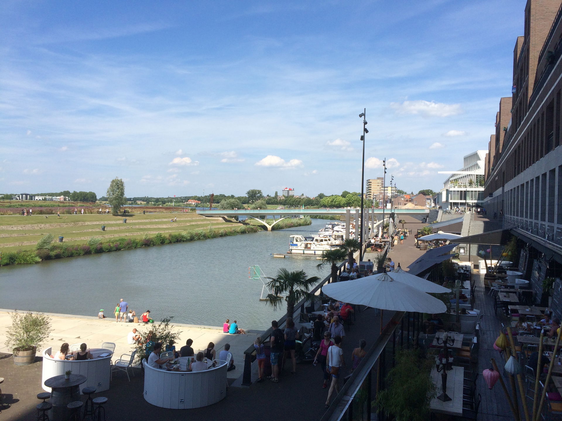 De Maasboulevard in Venlo in augustus 2015