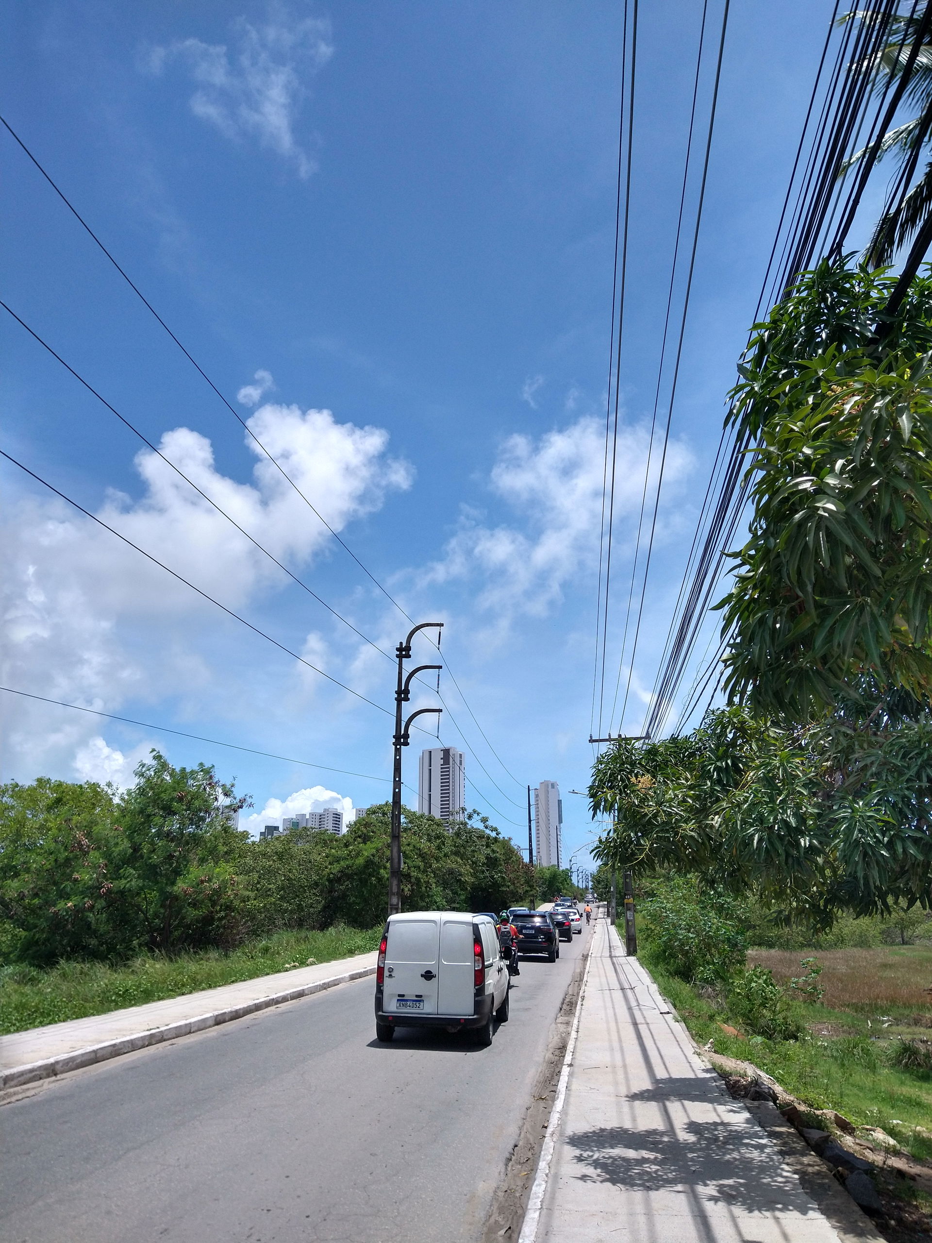 Estrada de Curcurana bairro de Barra de Jangada em Jaboatão dos…