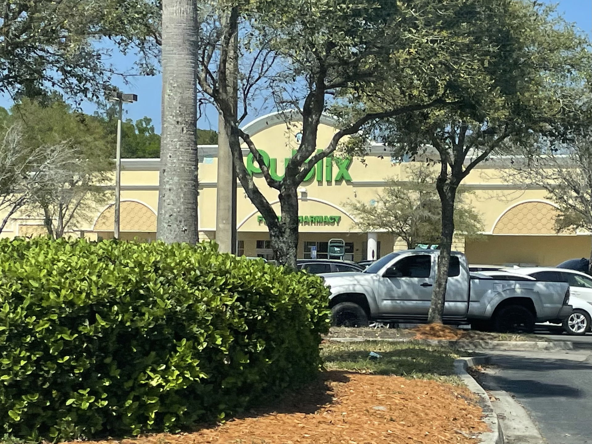 This is an Publix supermarket located in Middleburg, FL, Clay…
