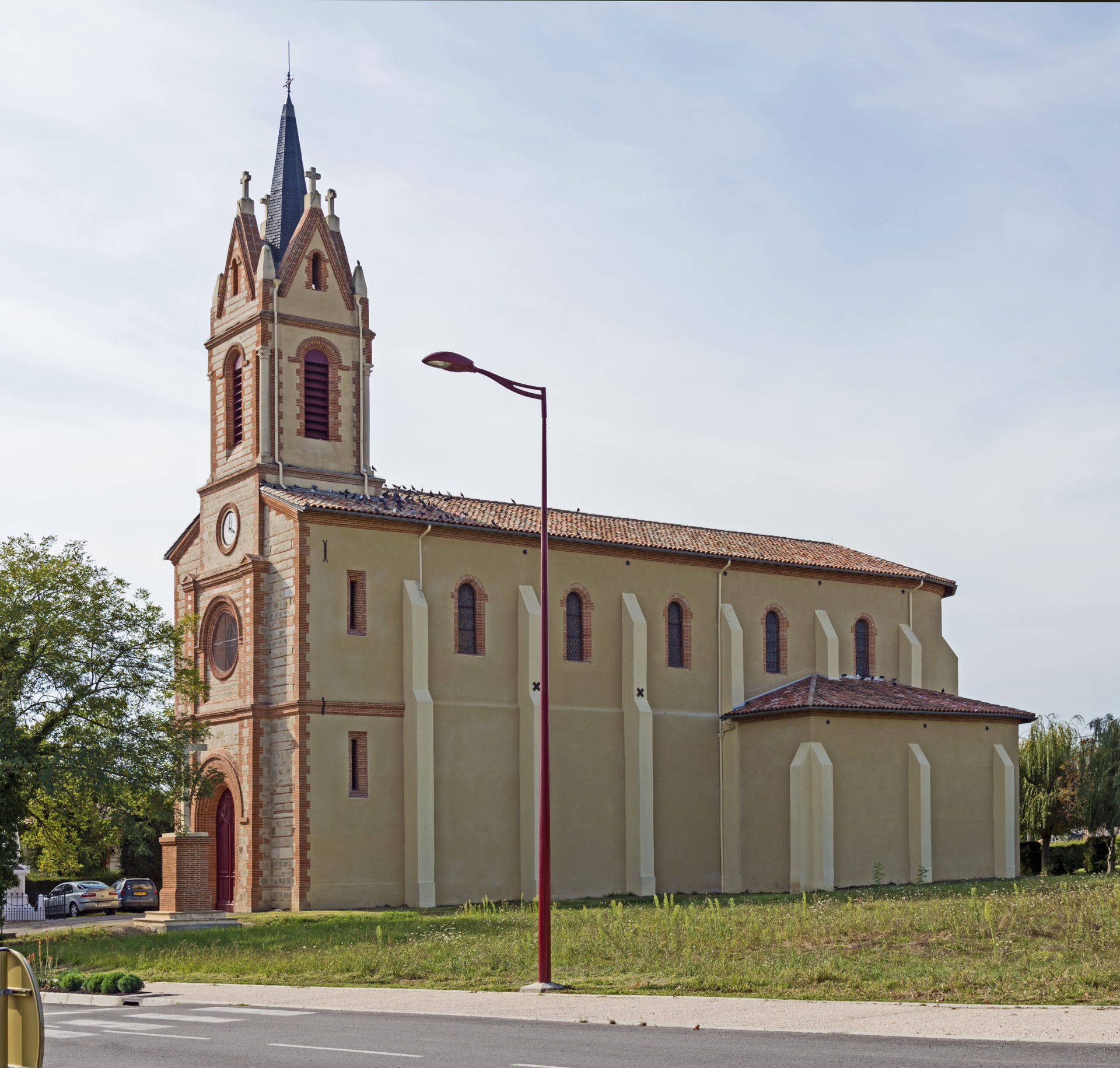 Villeneuve-lès-Bouloc - Saint Peter church