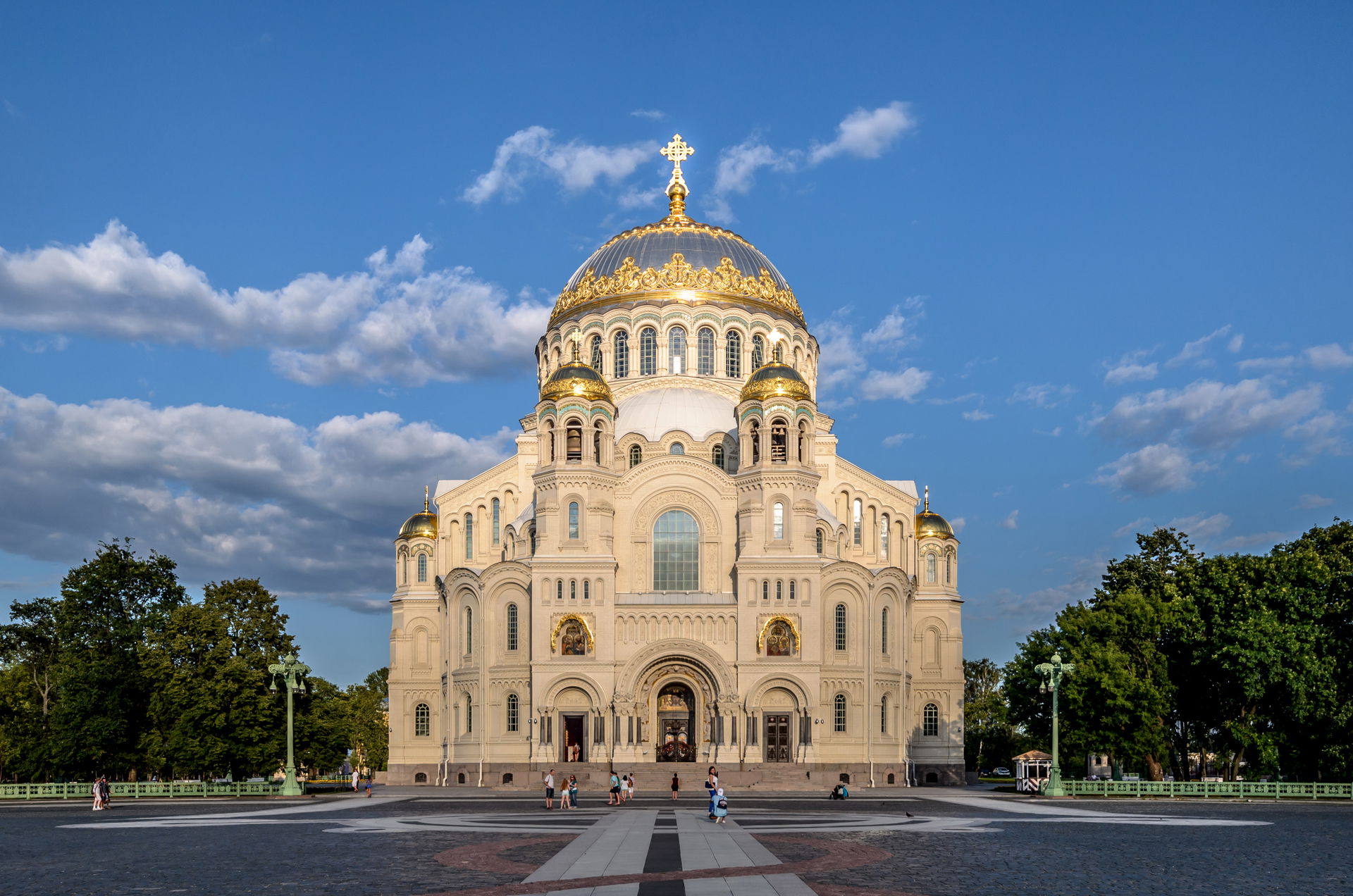 Naval Cathedral of Saint Nicholas in Kronstadt. Built in 1903—1…