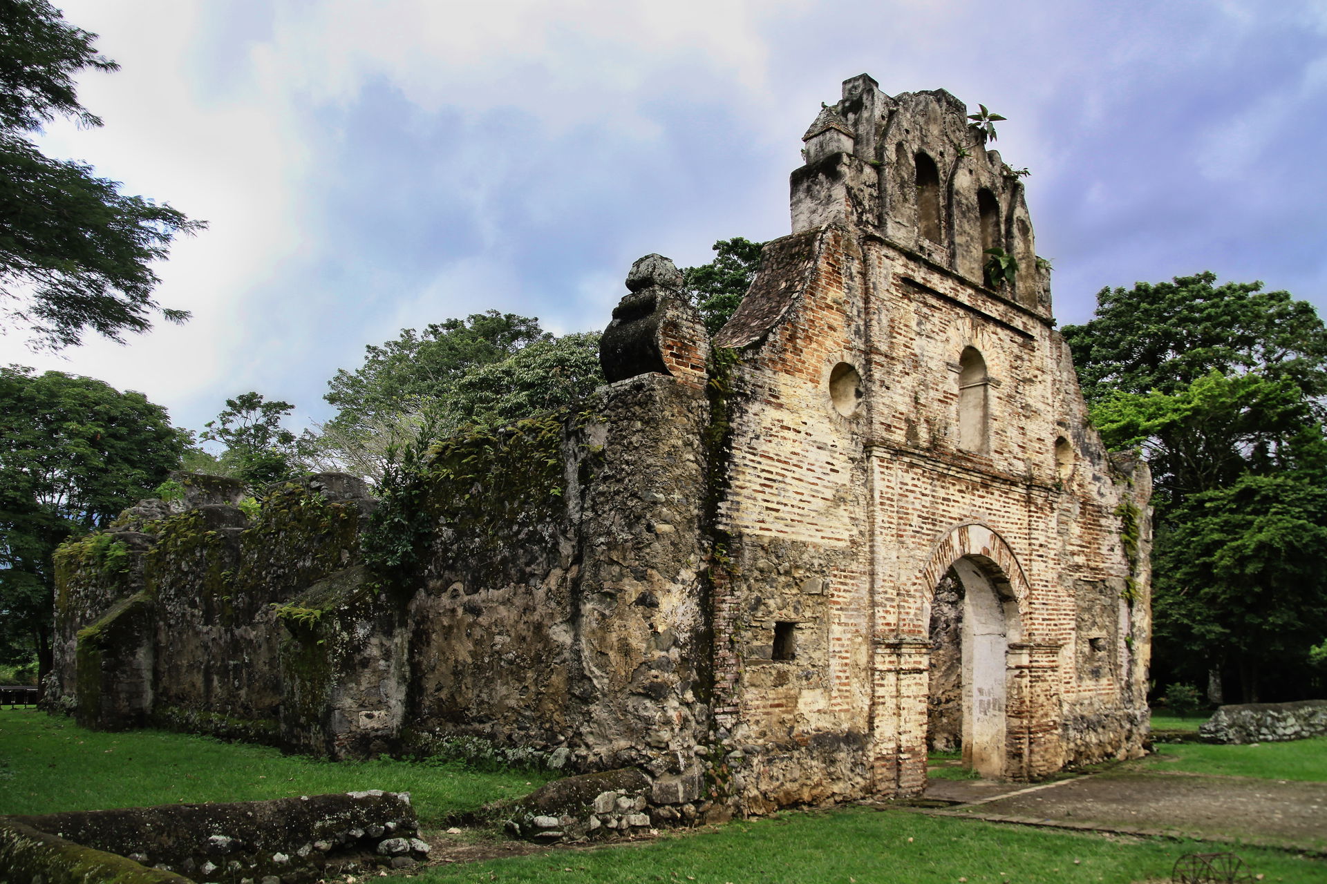 Ruins of the Colonial Church of Ujarrás before restoration and …