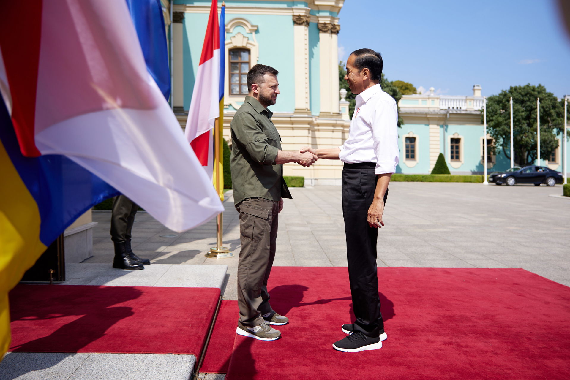 Meeting of the President of Ukraine with the President of the R…