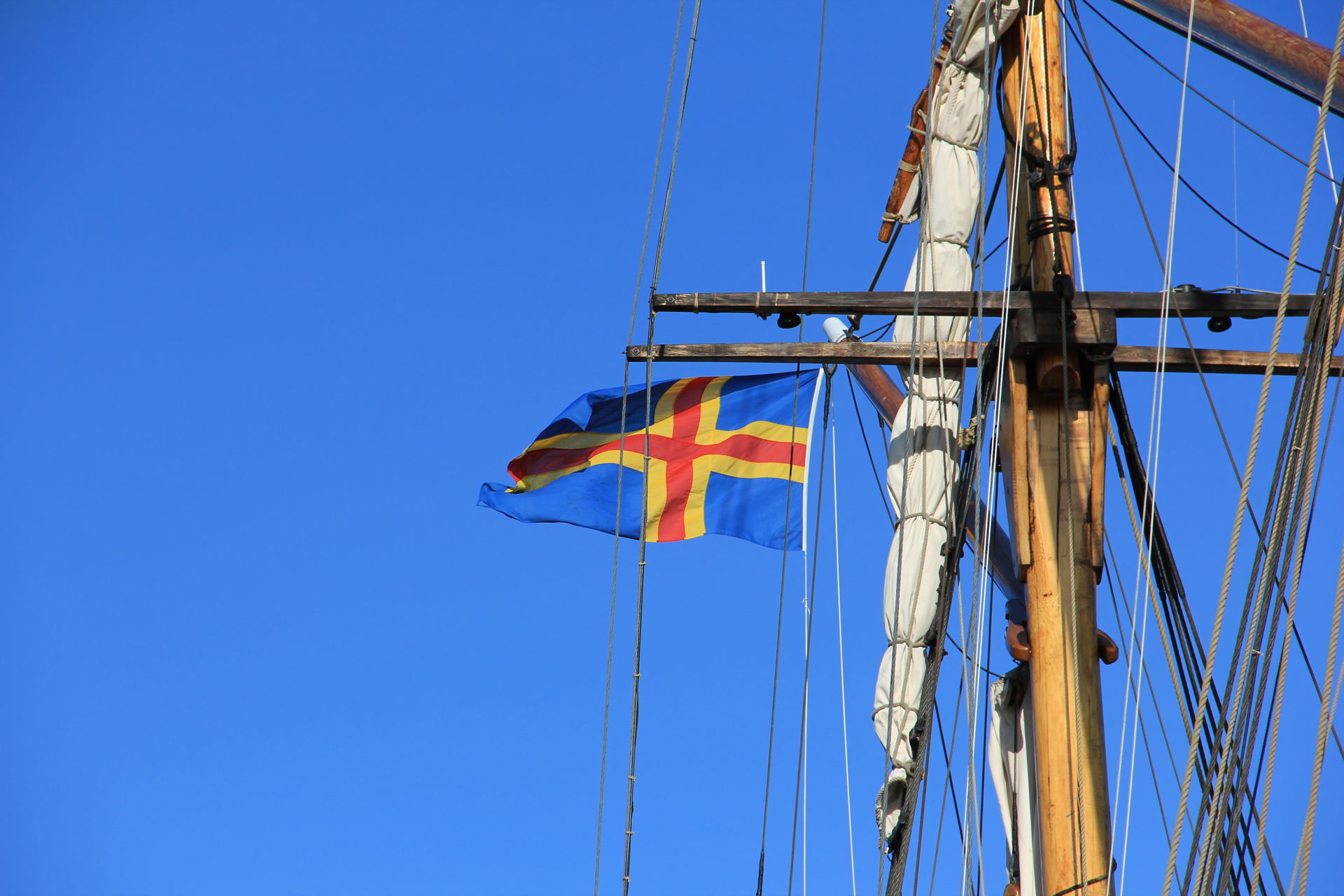 Ålands flag
Keywords: Flags, Åland Islands