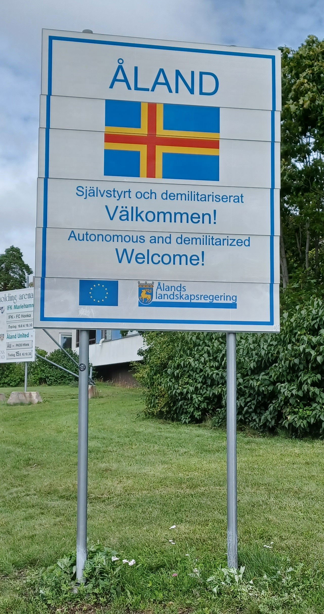 Åland Islands status shown in public signage, Mariehamn