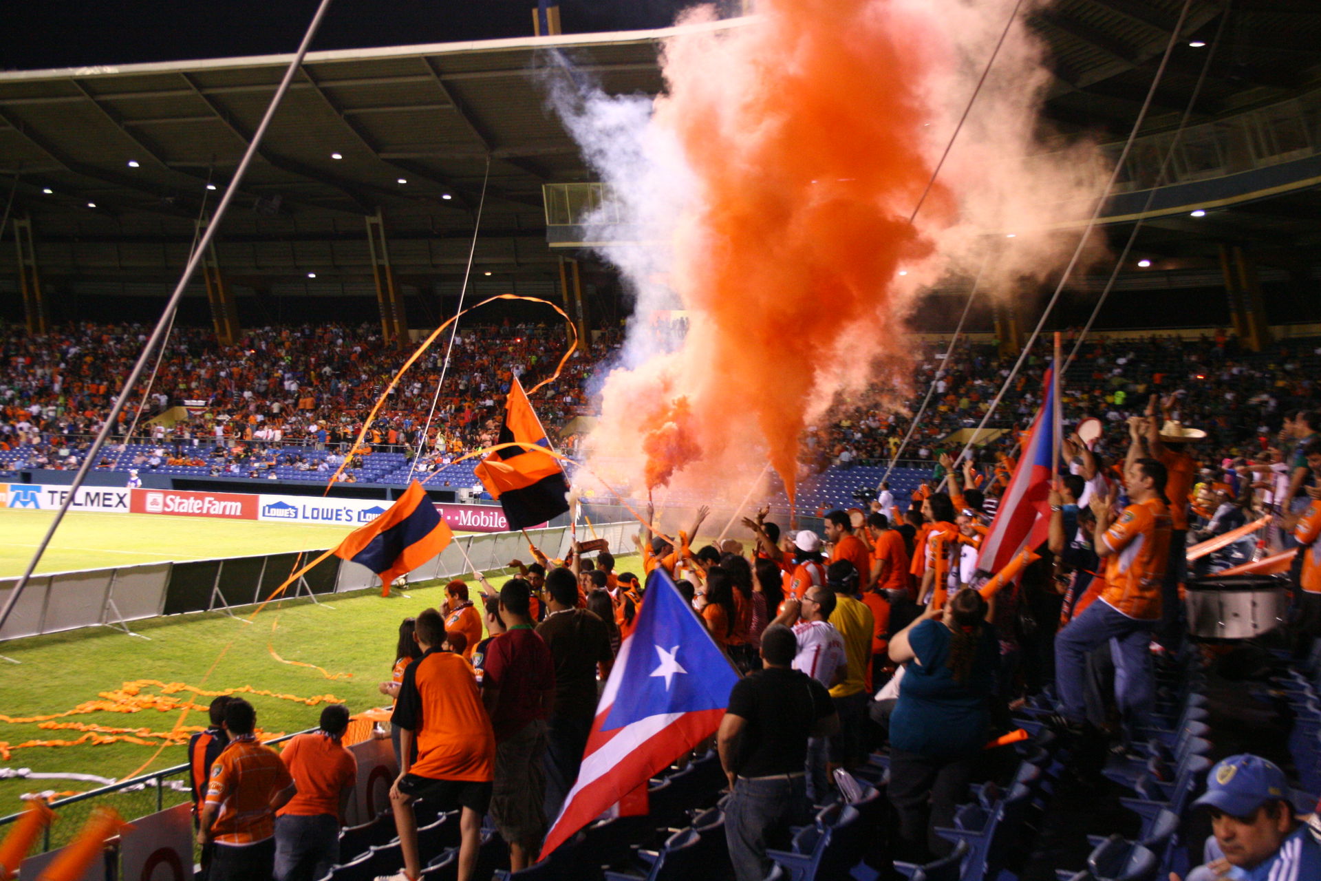 puerto rico islanders fans at game