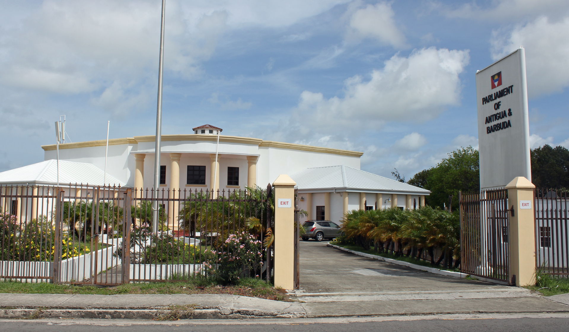 The Parliament Building of Antigua and Barbuda, located on Quee…
