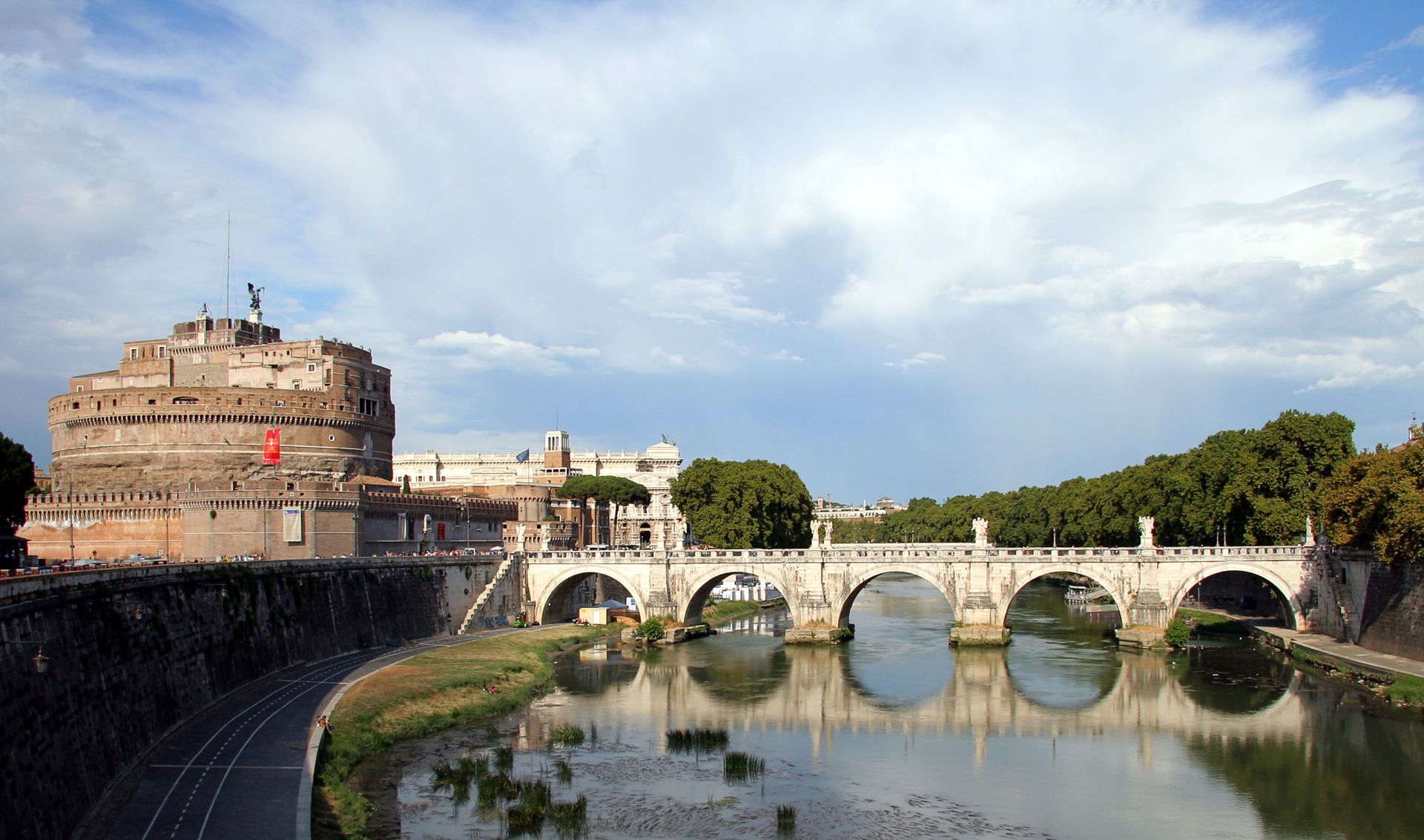 Castel Sant'Angelo/St. Angelo and Ponte Sant'Angelo (Rome)