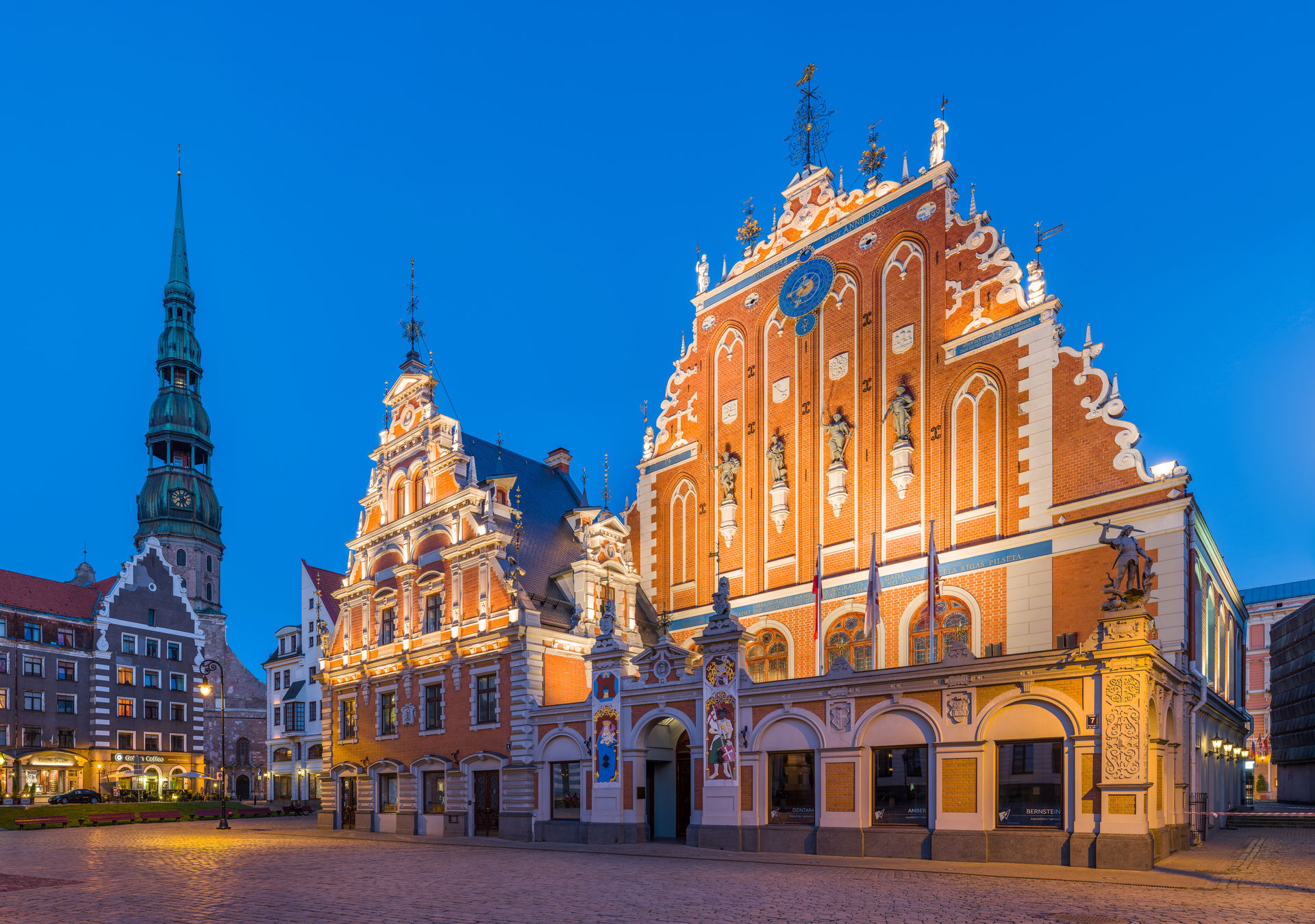 House of Blackheads and St. Peter's Church Tower at dusk, Riga,…
