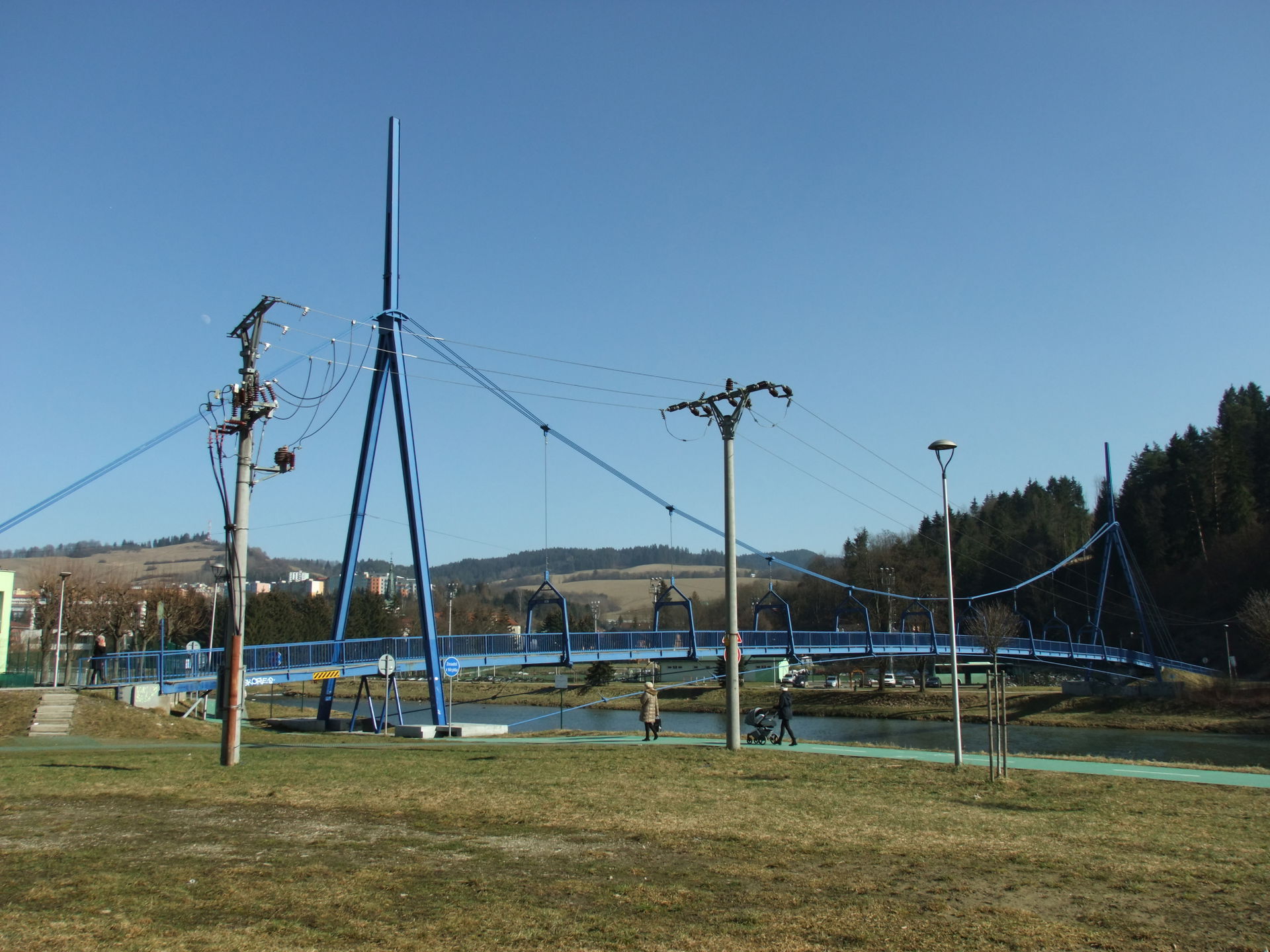 Suspension pedestrian bridge over the Orava River in Dolny Kubí…