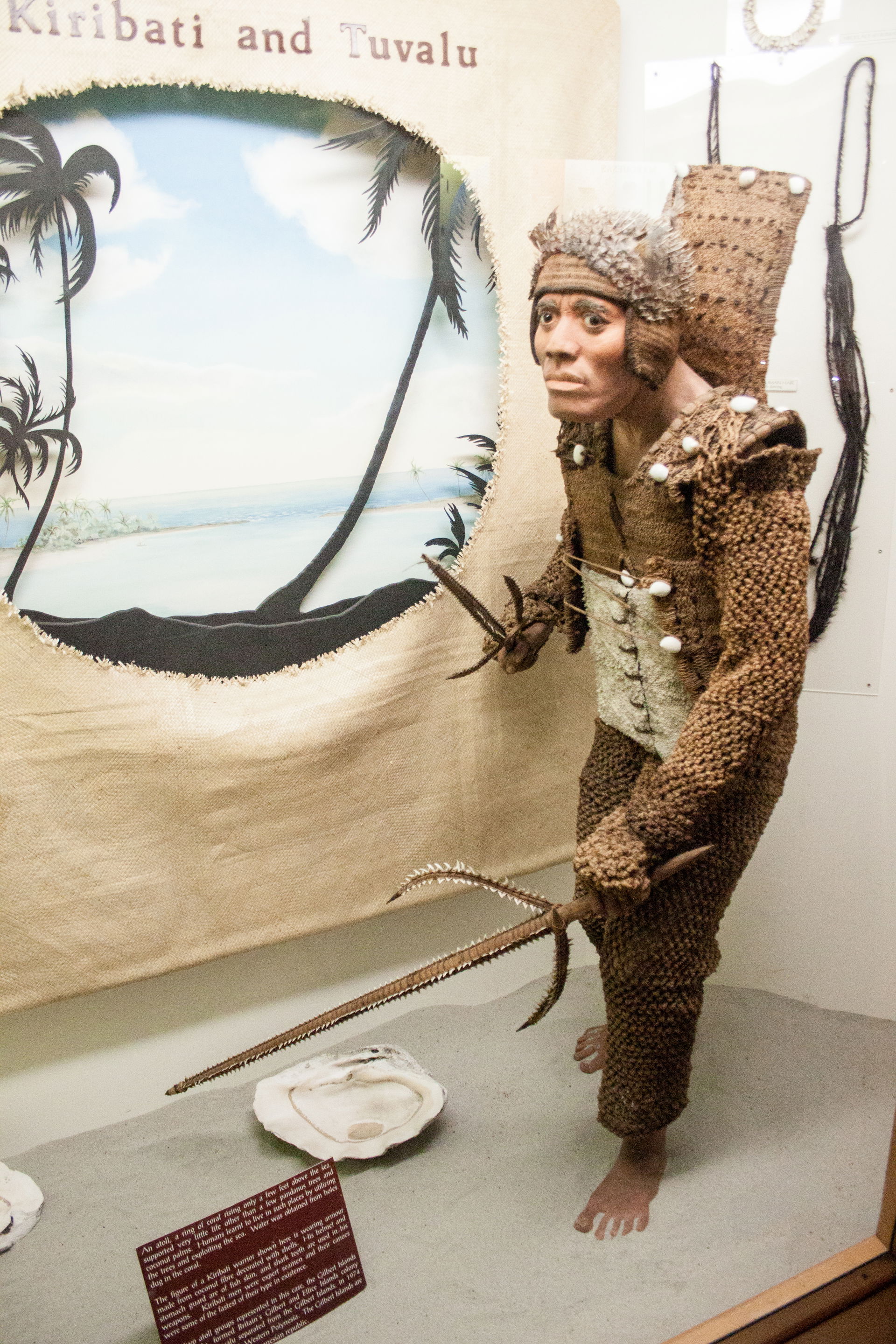 Display of objects from Kiribati and Tuvalulabel QS:Len,"Displa…