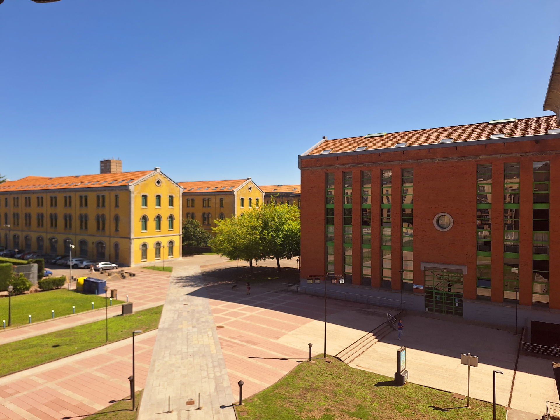 El Campus view 2