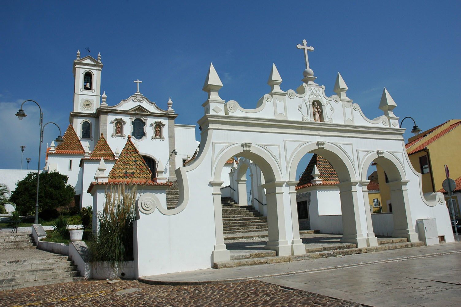 Santo António dos Olivais view 3