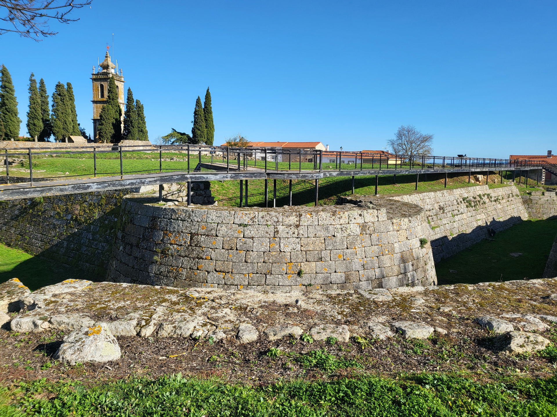 Almeida view 3