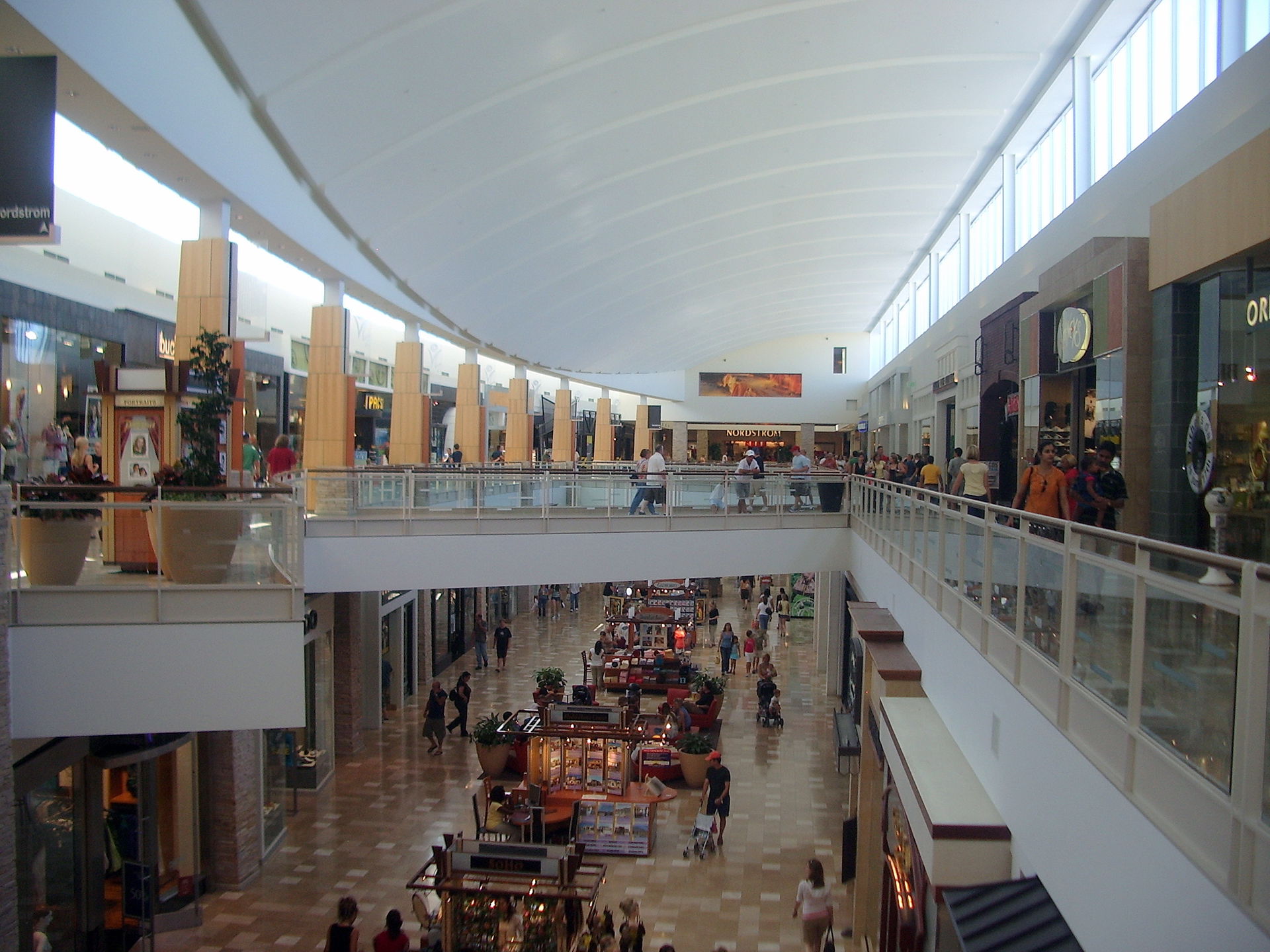 Chandler Fashion Center view 3