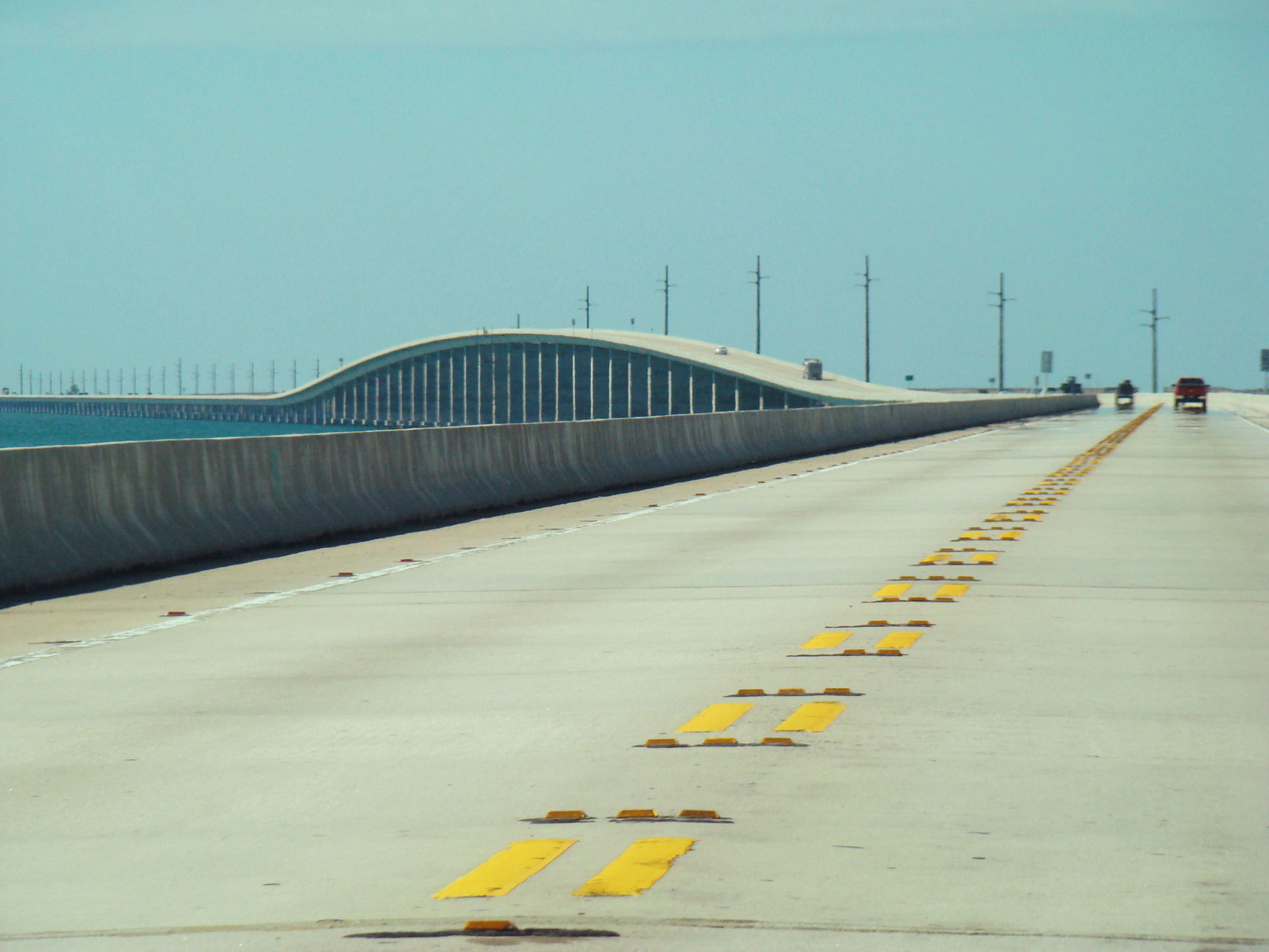 U.S. 1 - Die Seven Mile Bridge, zwischen Marathon und Bahia Hon…