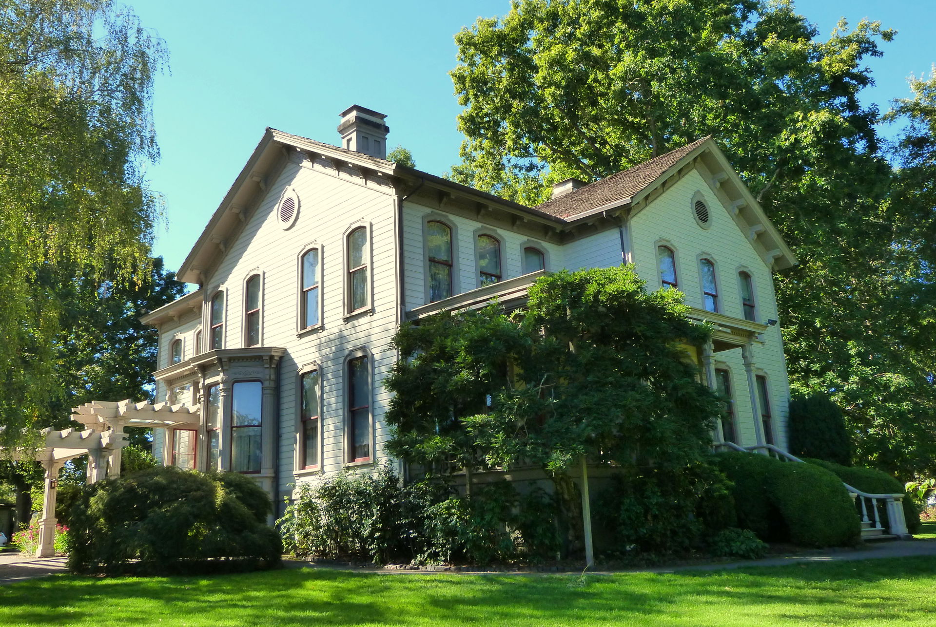 Southeast Salem view 2
