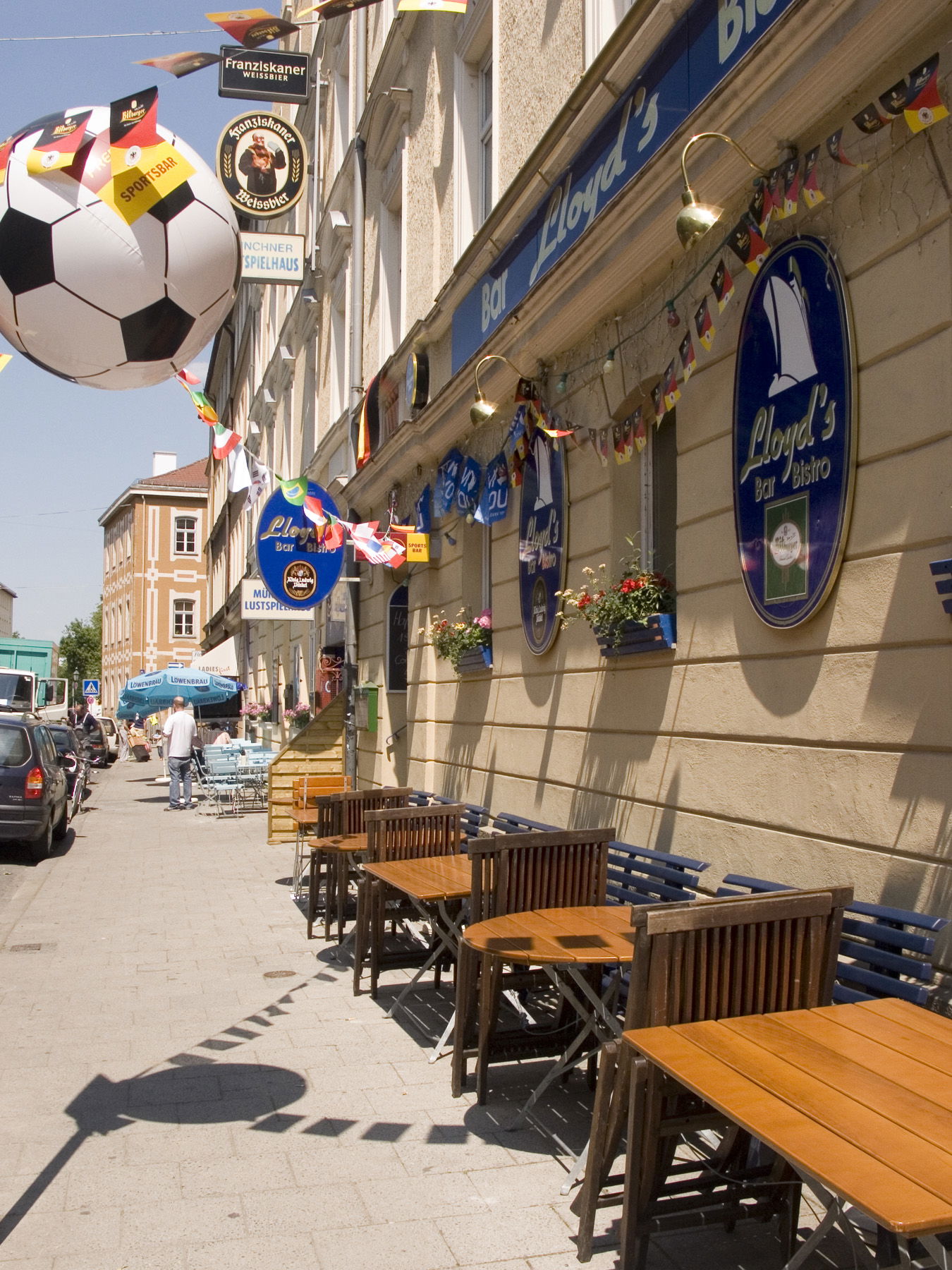 Schwabing-Freimann view 3