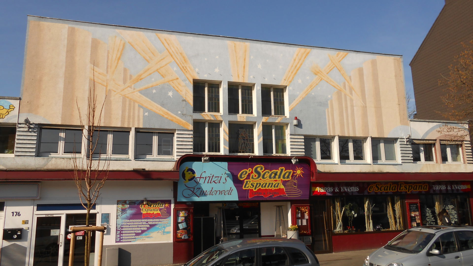 The former cinema in Dortmund-Eving in the Evinger Straße stree…