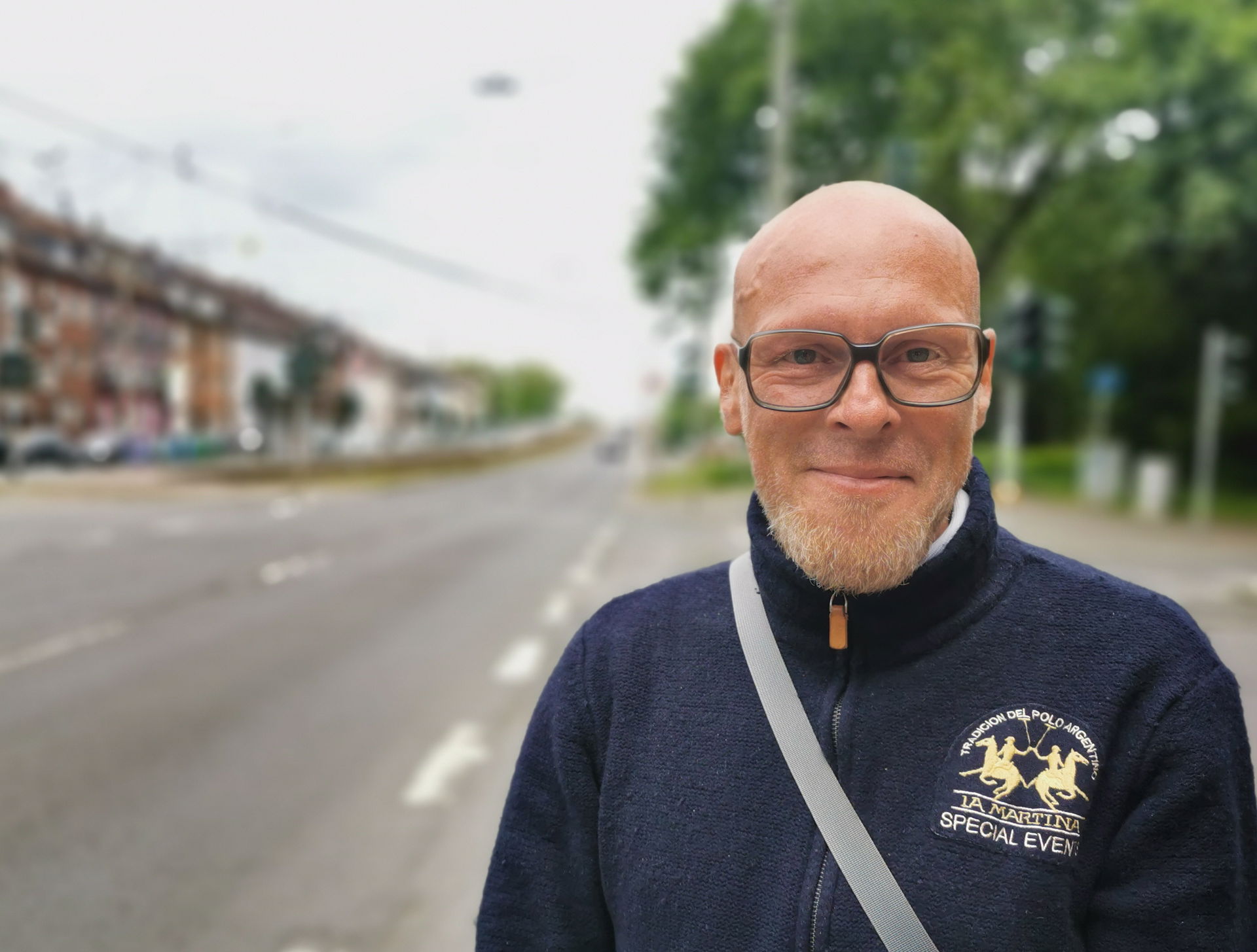 Yves Eigenrauch auf der Schalker Meile vor der Berliner Brücke