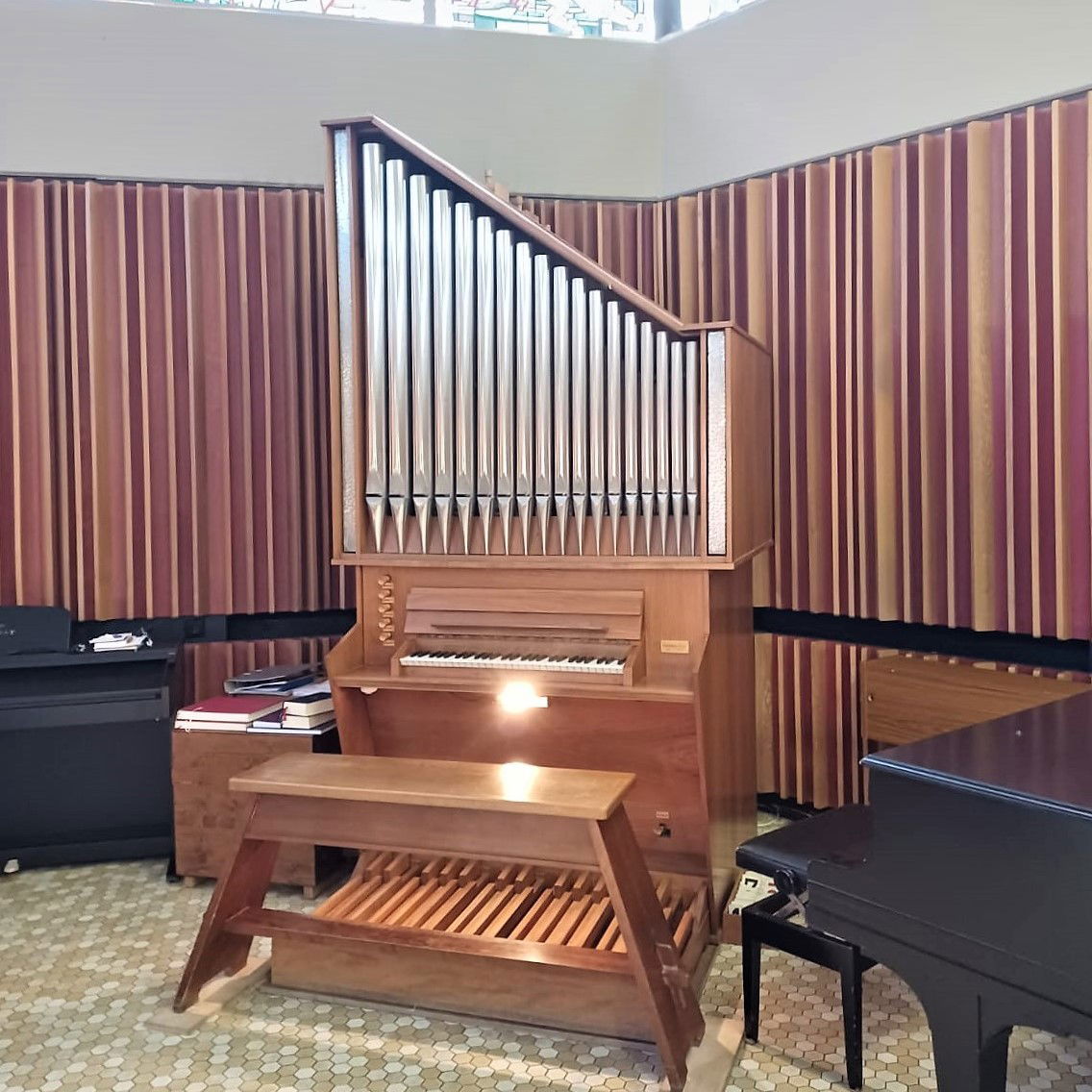 Eule-Orgel der Maria-Magdalenen-Kirche Saarbrücken-Eschberg