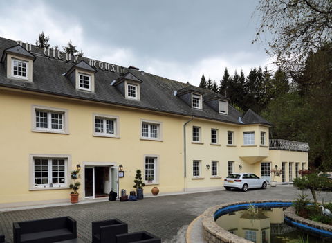 Lauterborn view 3