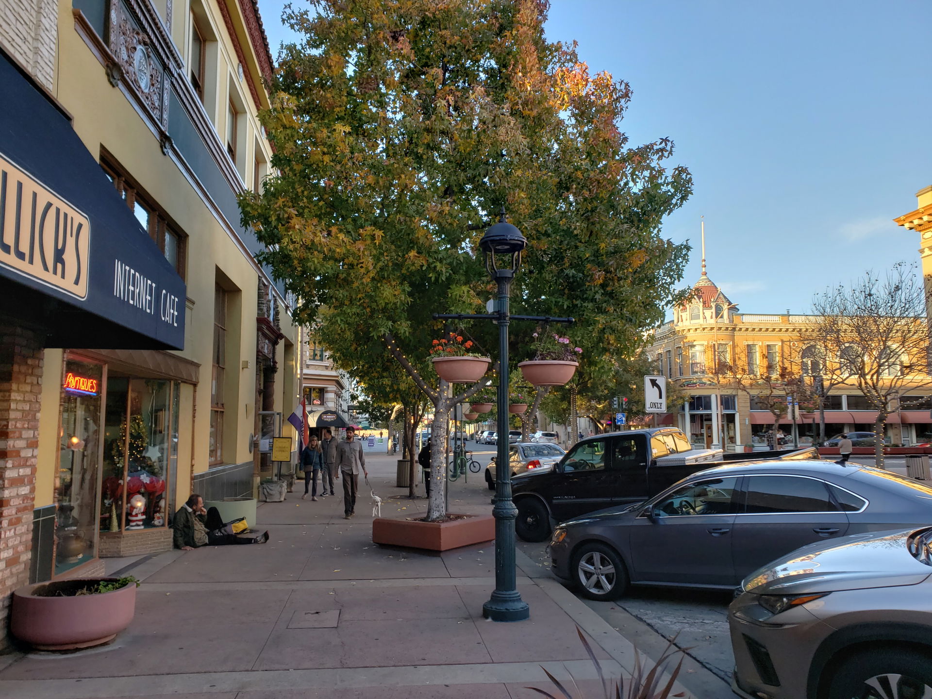 Salinas City view 4