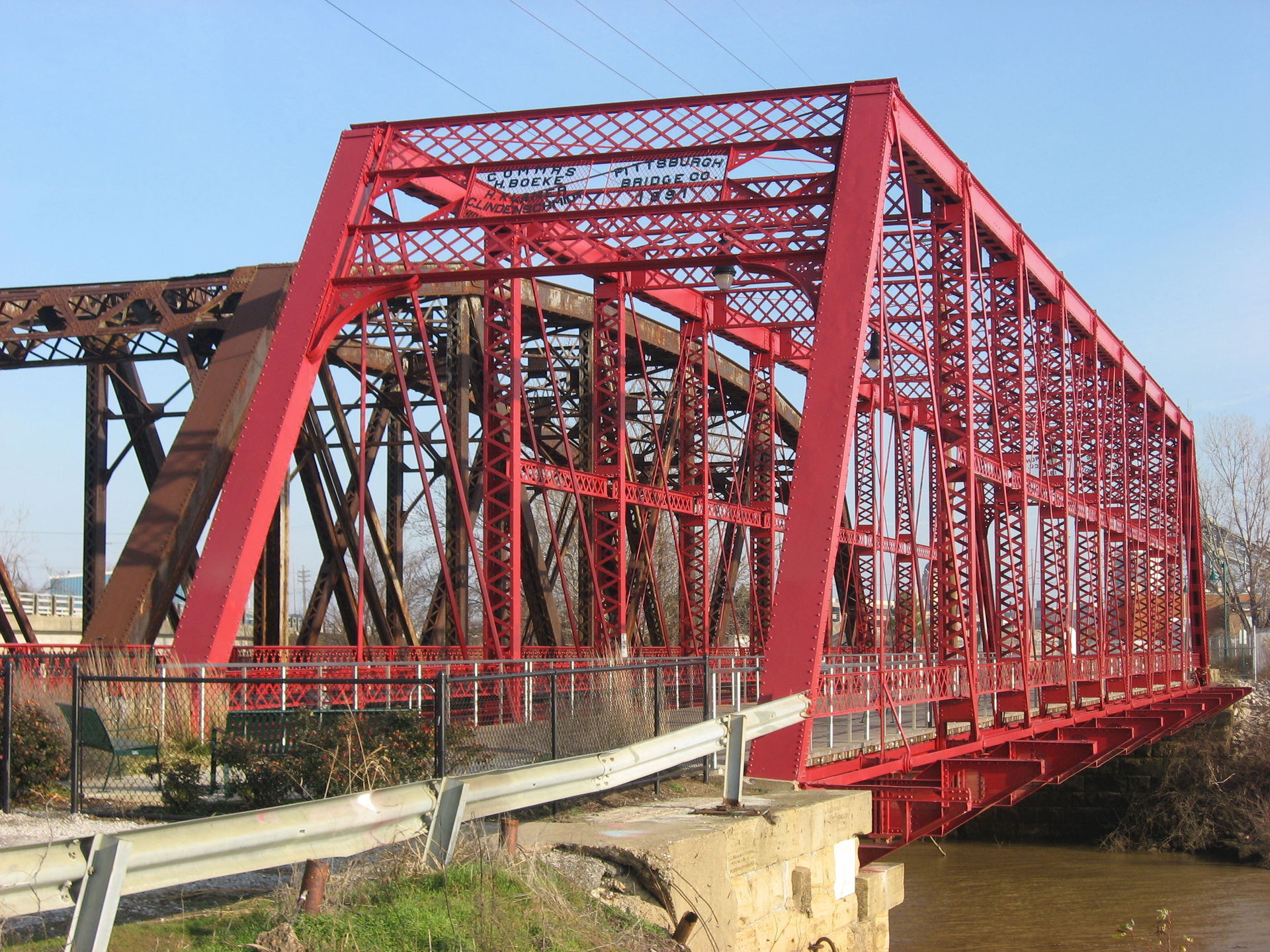 Western portal and southern (downstream) side of the Ohio Stree…