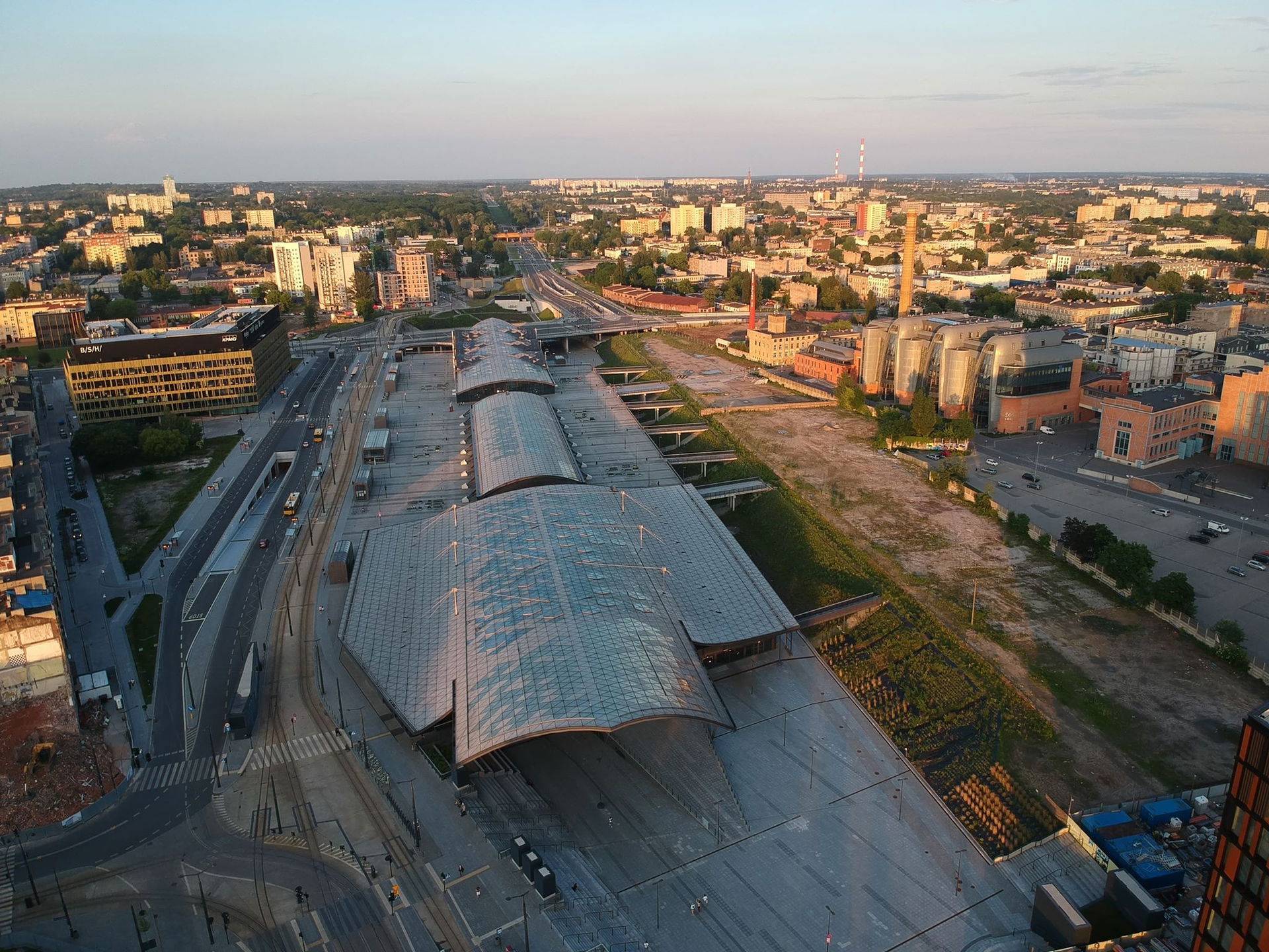 Fabryczna view 3