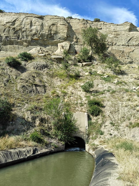 Rimrock view 1