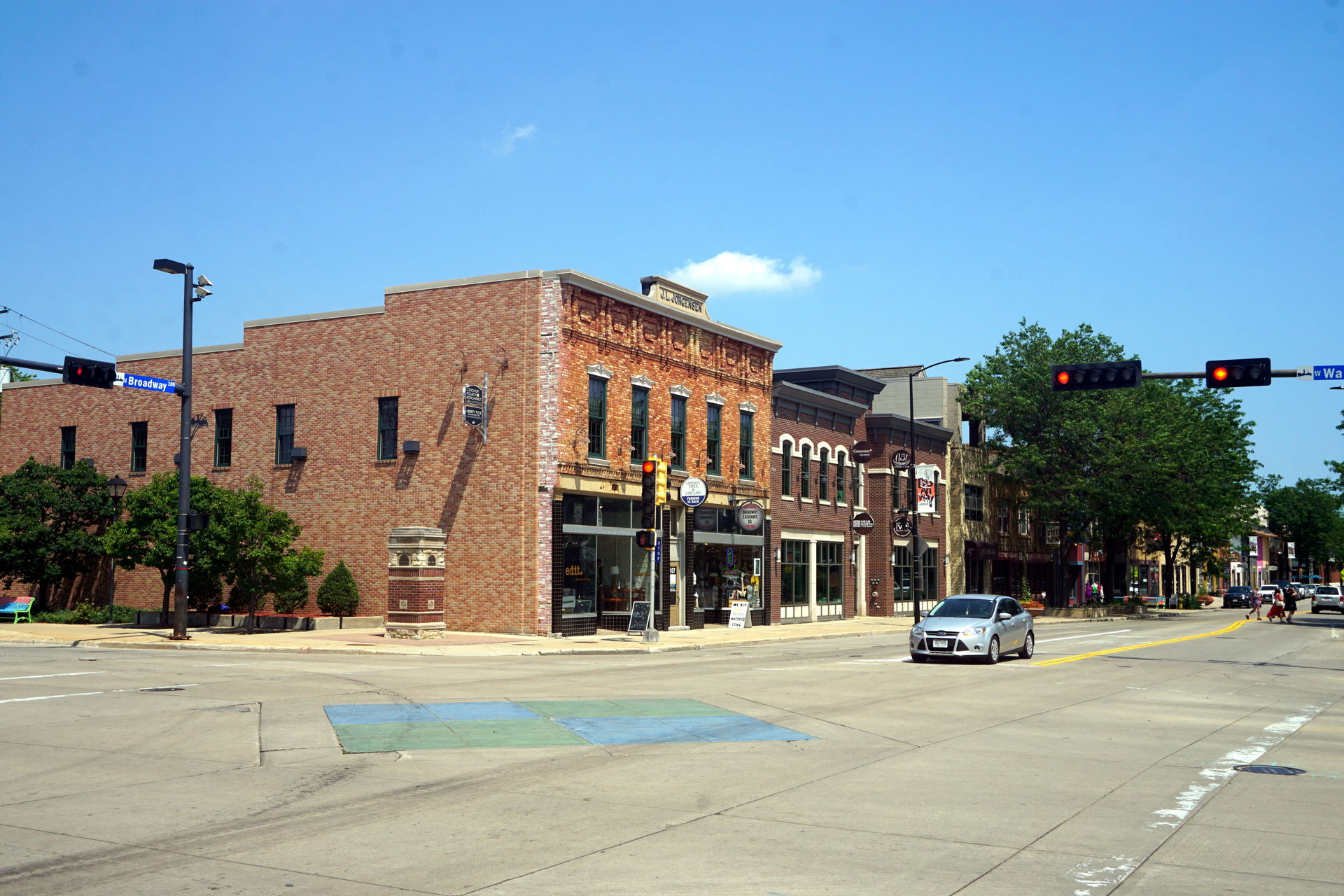 Broadway view 4