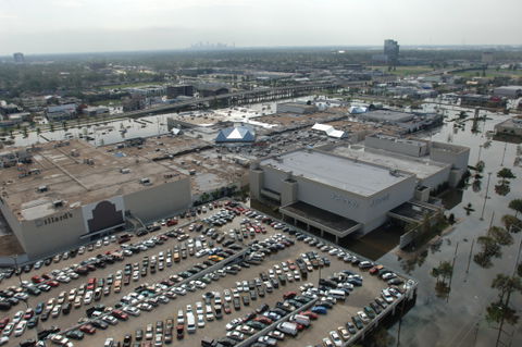 Lakeside Business District view 1