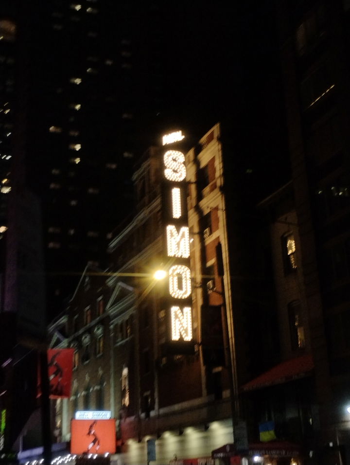 Broadway Square district