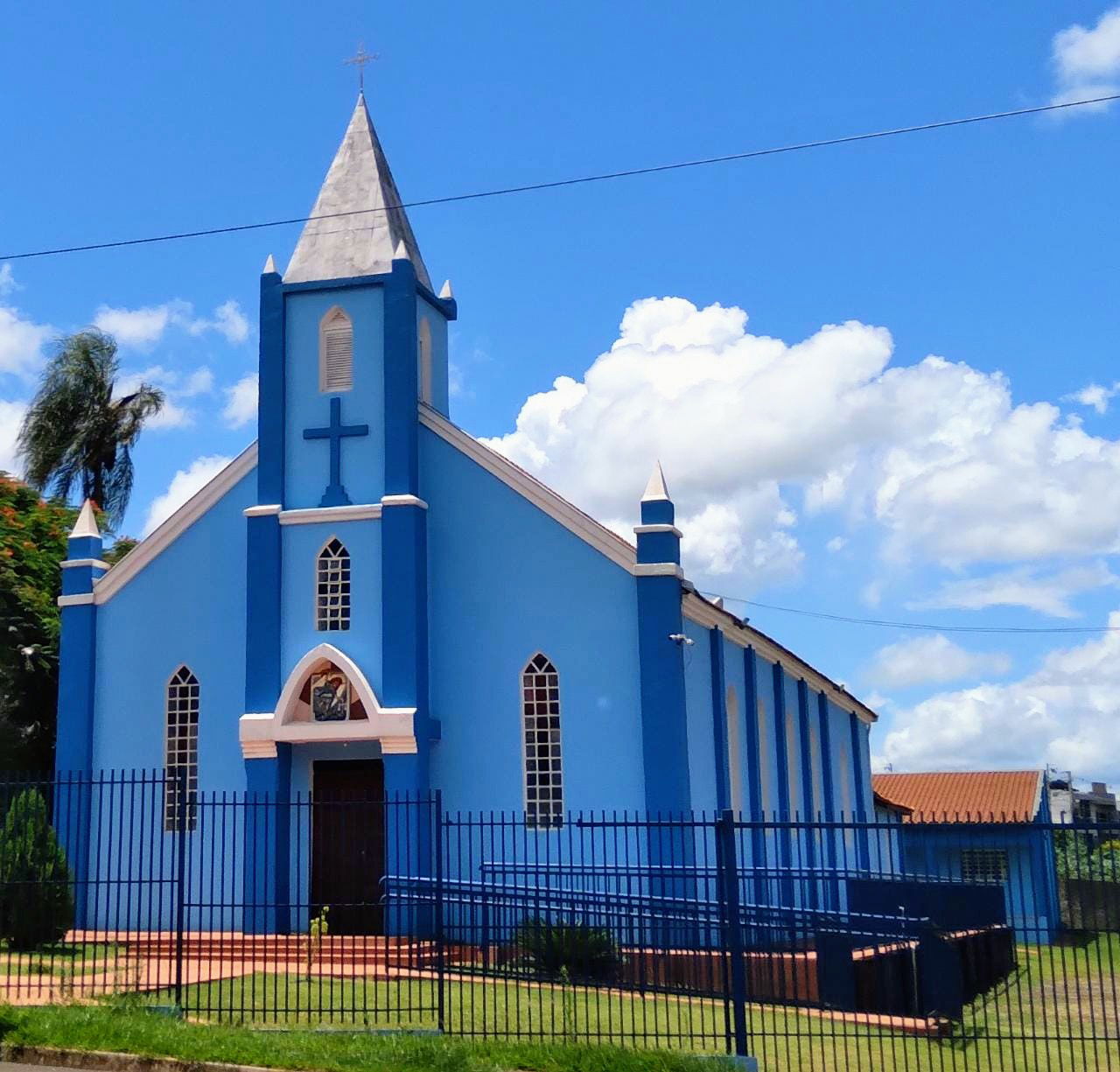 Capela São Miguel Arcanjo, bairro Heimtal, município de Londrin…
