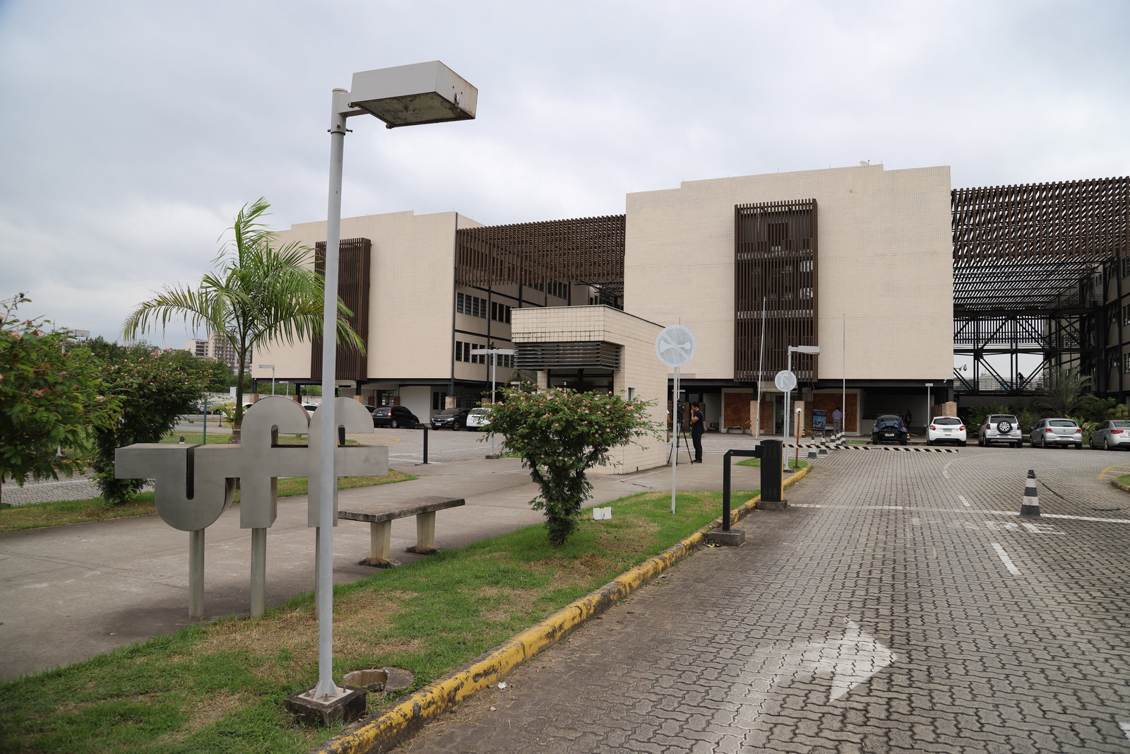 Aterrado district