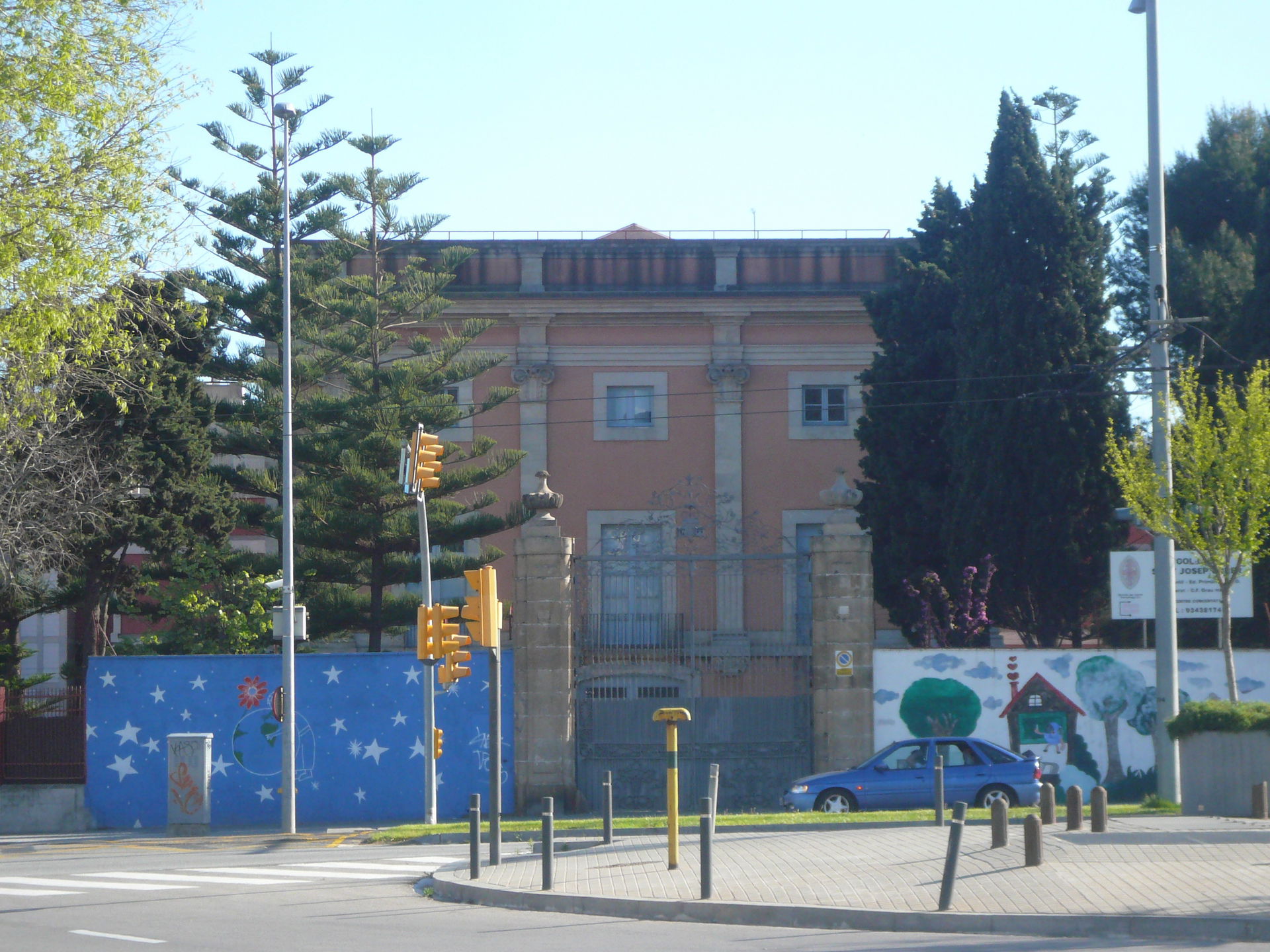 Pubilla Cases view 3