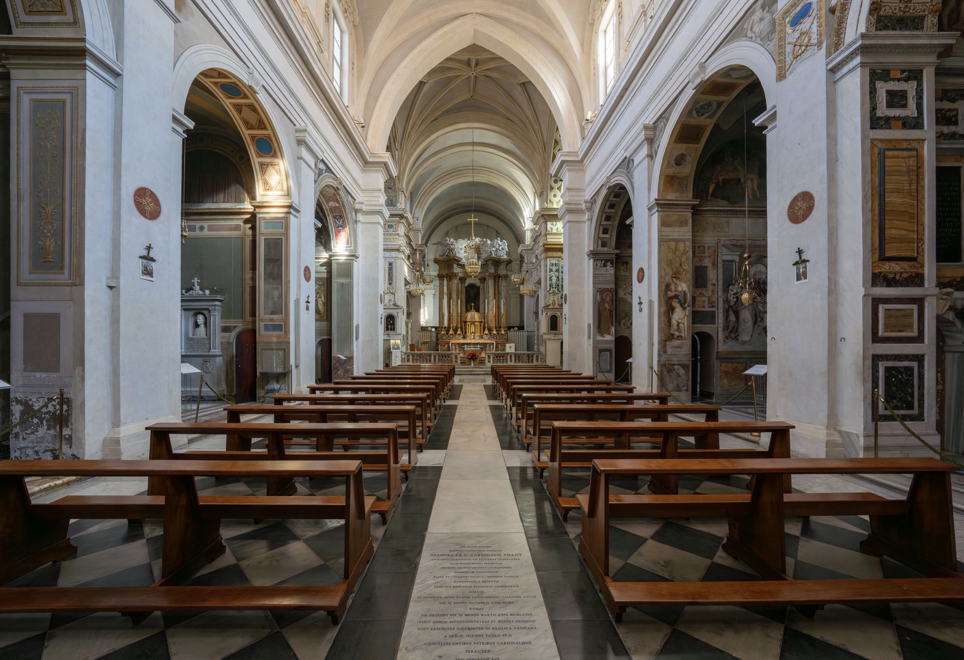 Trinità dei Monti - interno