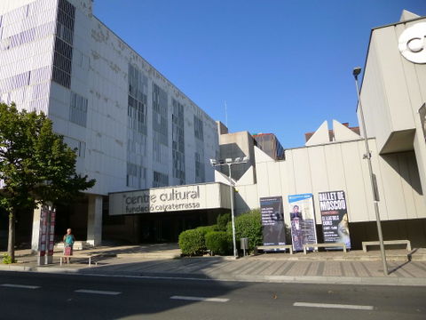 Centre view 3