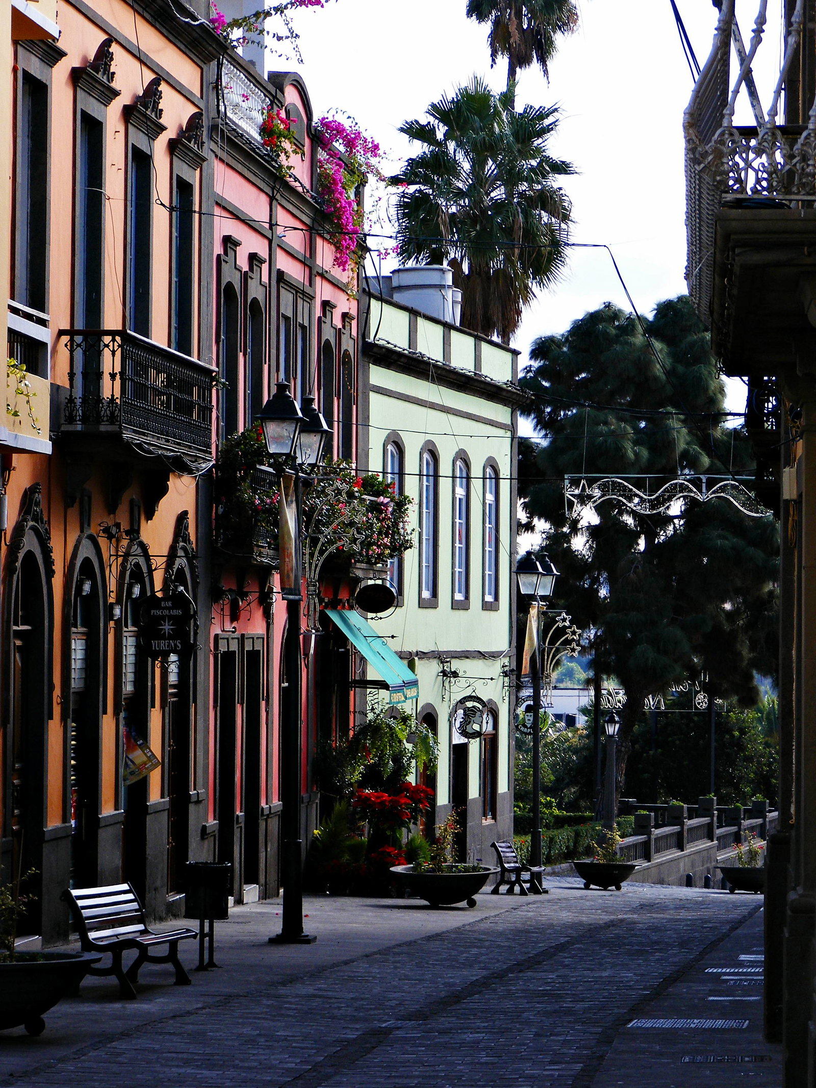 Casco Antiguo district