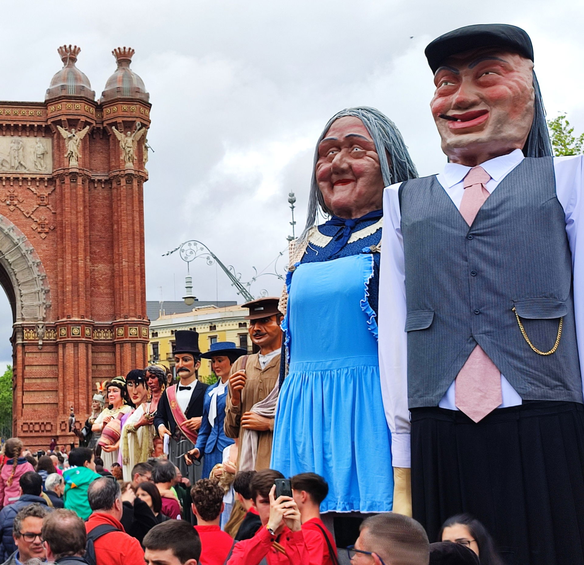 Gegants Avis del barri de Molins de Mataró