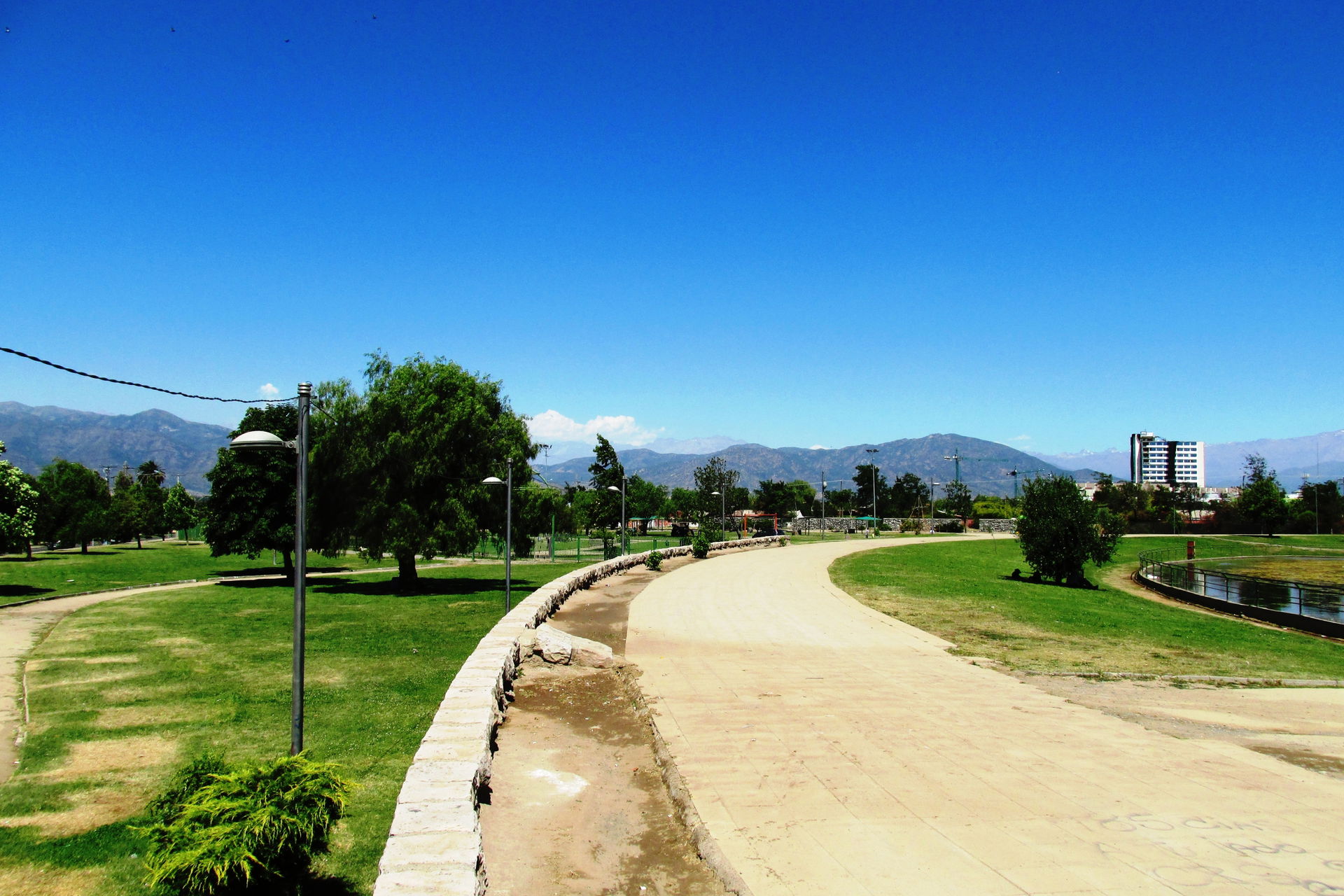 Parque Cataluña view 4
