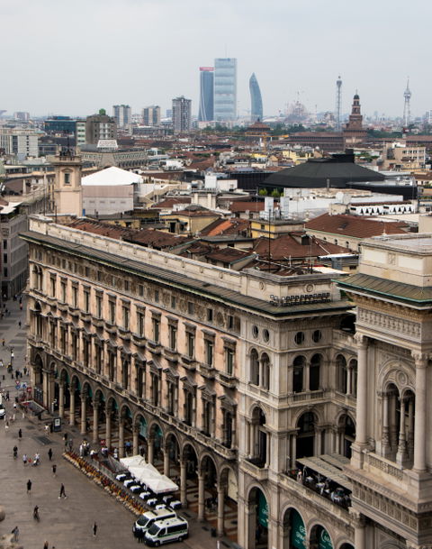 Municipio 8 view 3