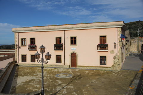 Municipio 8 view 2