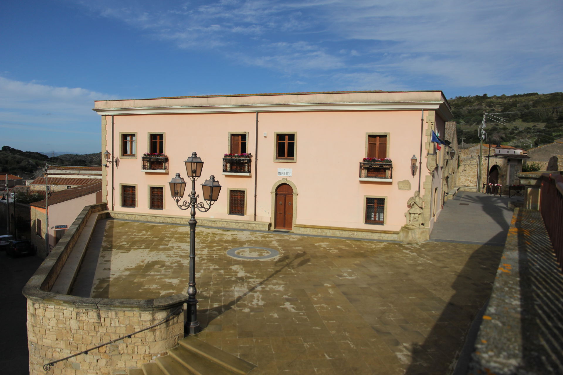 Municipio 8 view 5