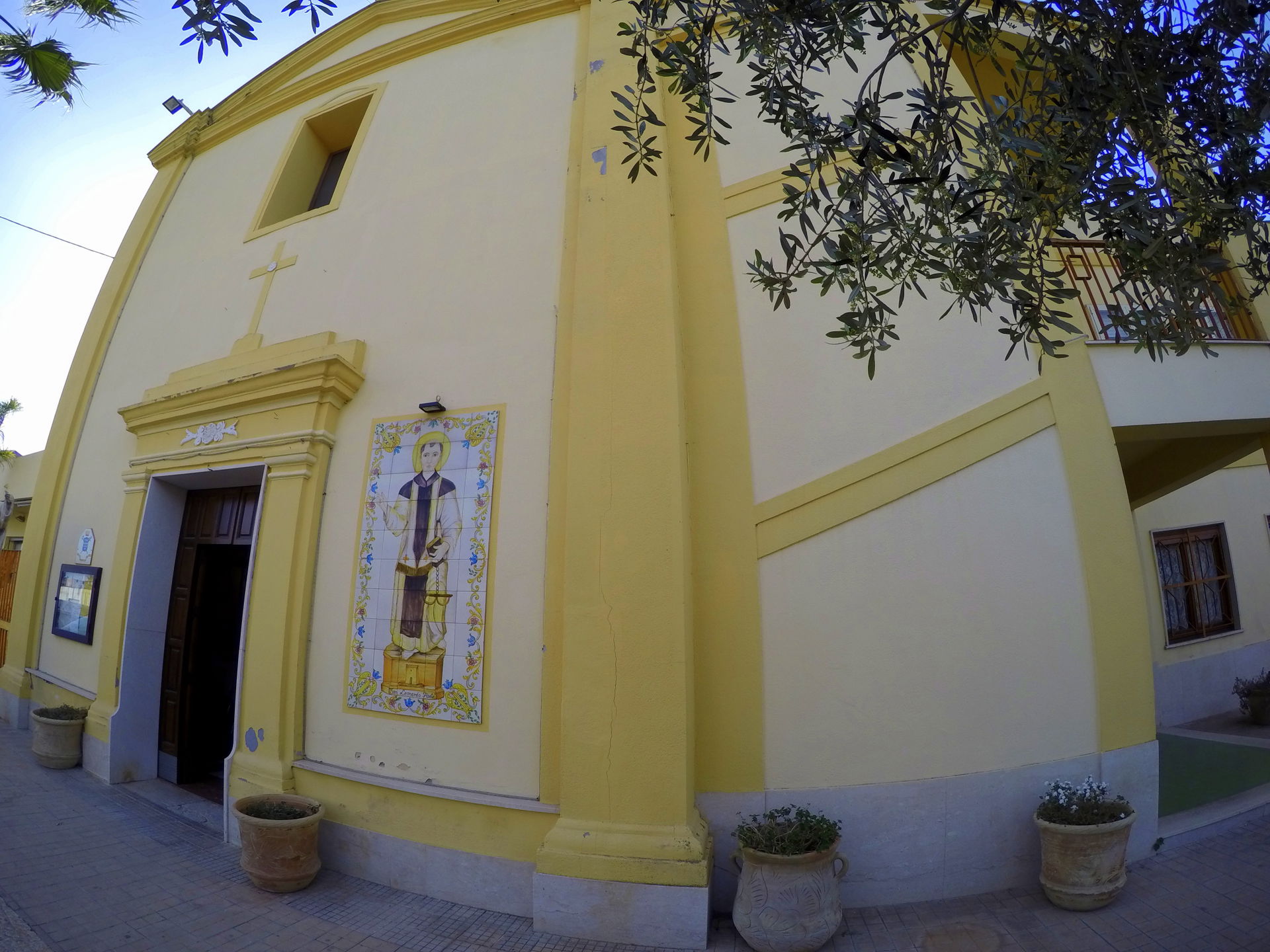 Contrada San Leonardo view 4